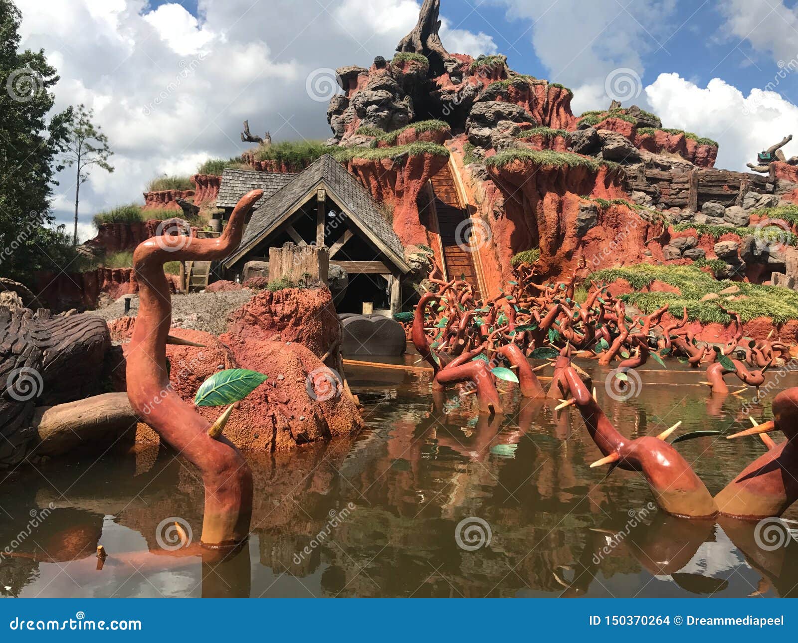 Splash Mountain at Walt Disney World Editorial Stock Image Image of happy, disney 150370264