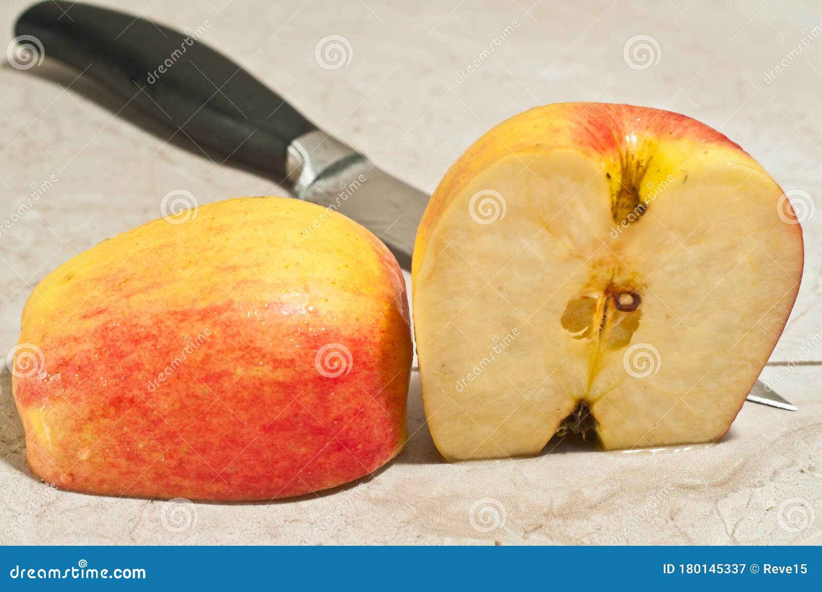 How to Split an Apple Without a Knife 