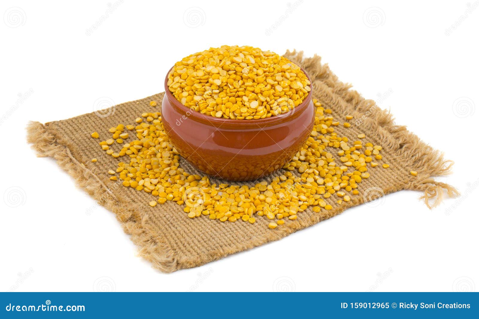 split chickpea also know as chana dal