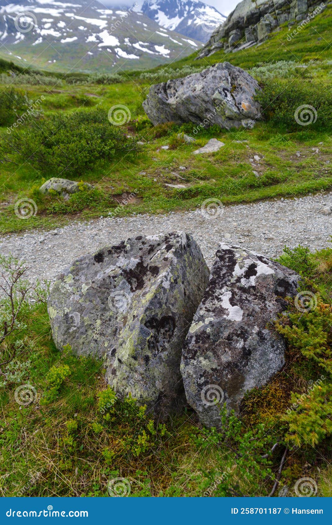 Split rock stock image. Image of nature, split, norway 258701187