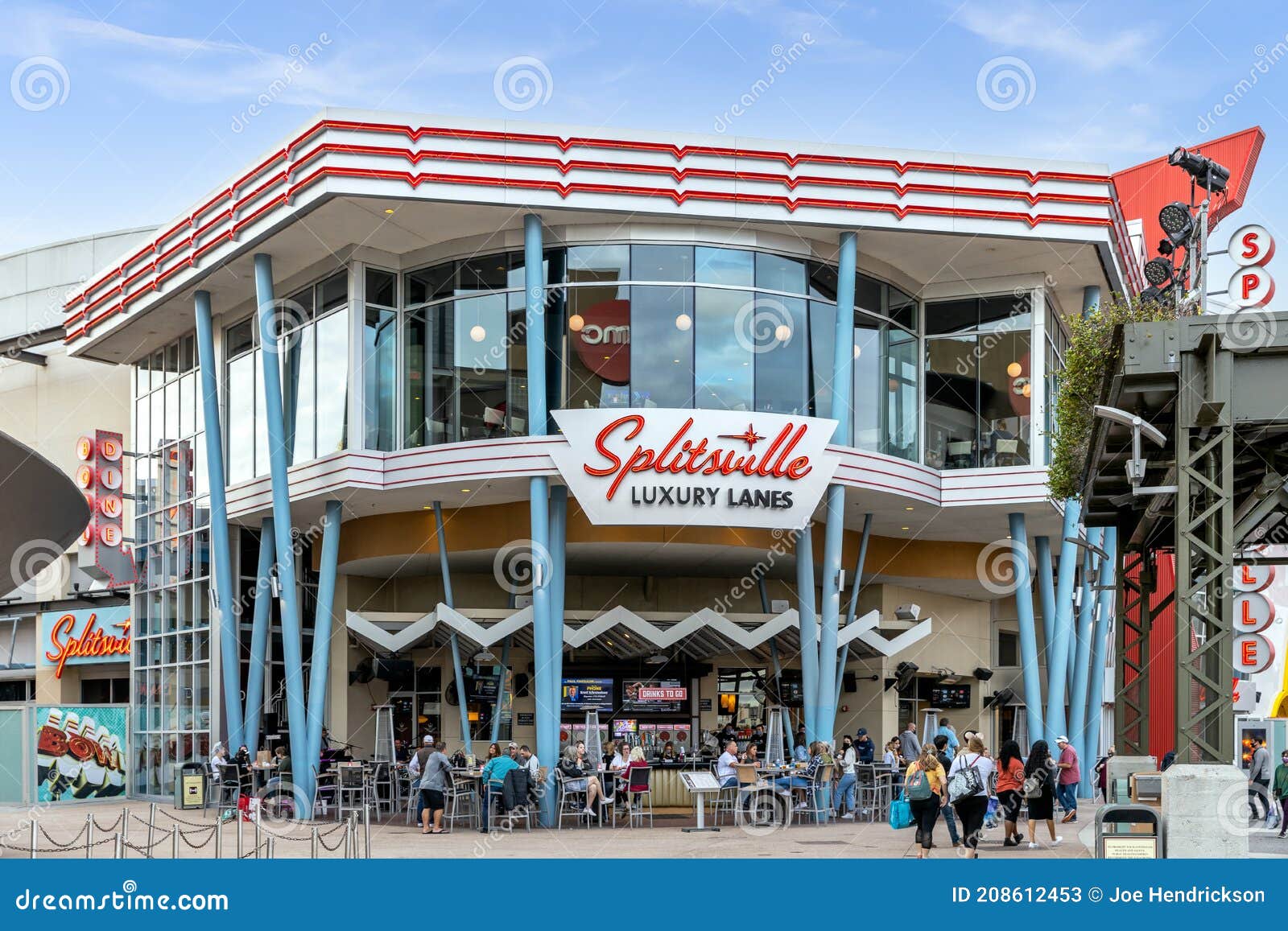 Splitsville Luxury Lanes