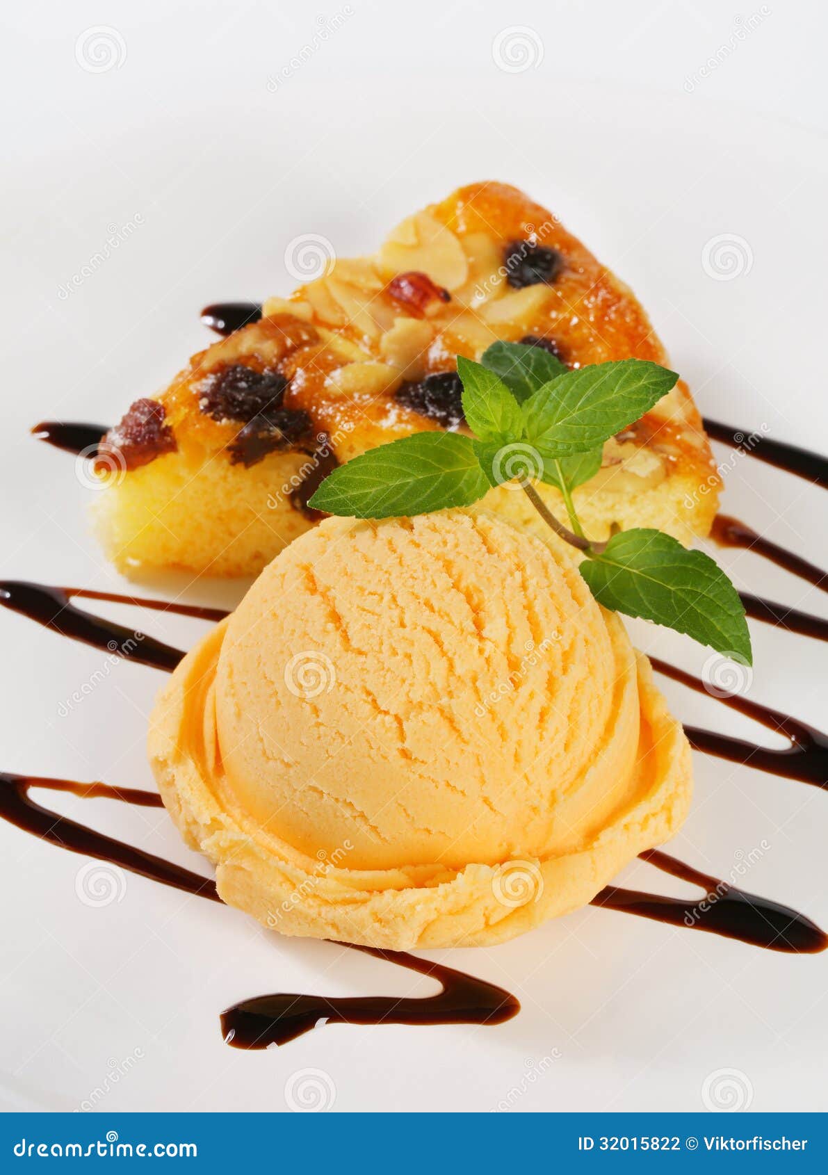 Sponge cake with ice cream stock photo. Image of scoop 32015822
