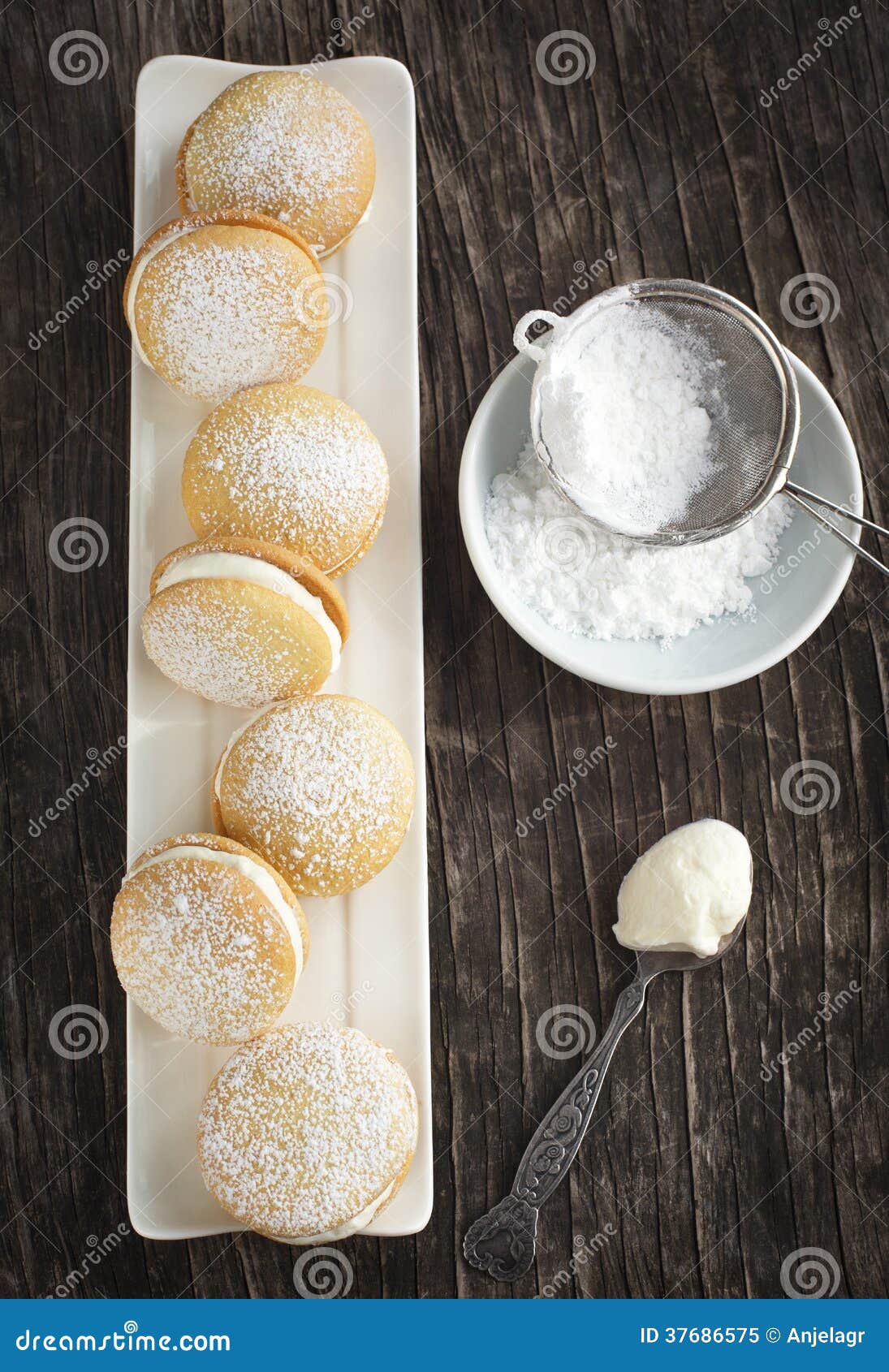 Sponge kisses with cream stock image. Image of piece 37686575