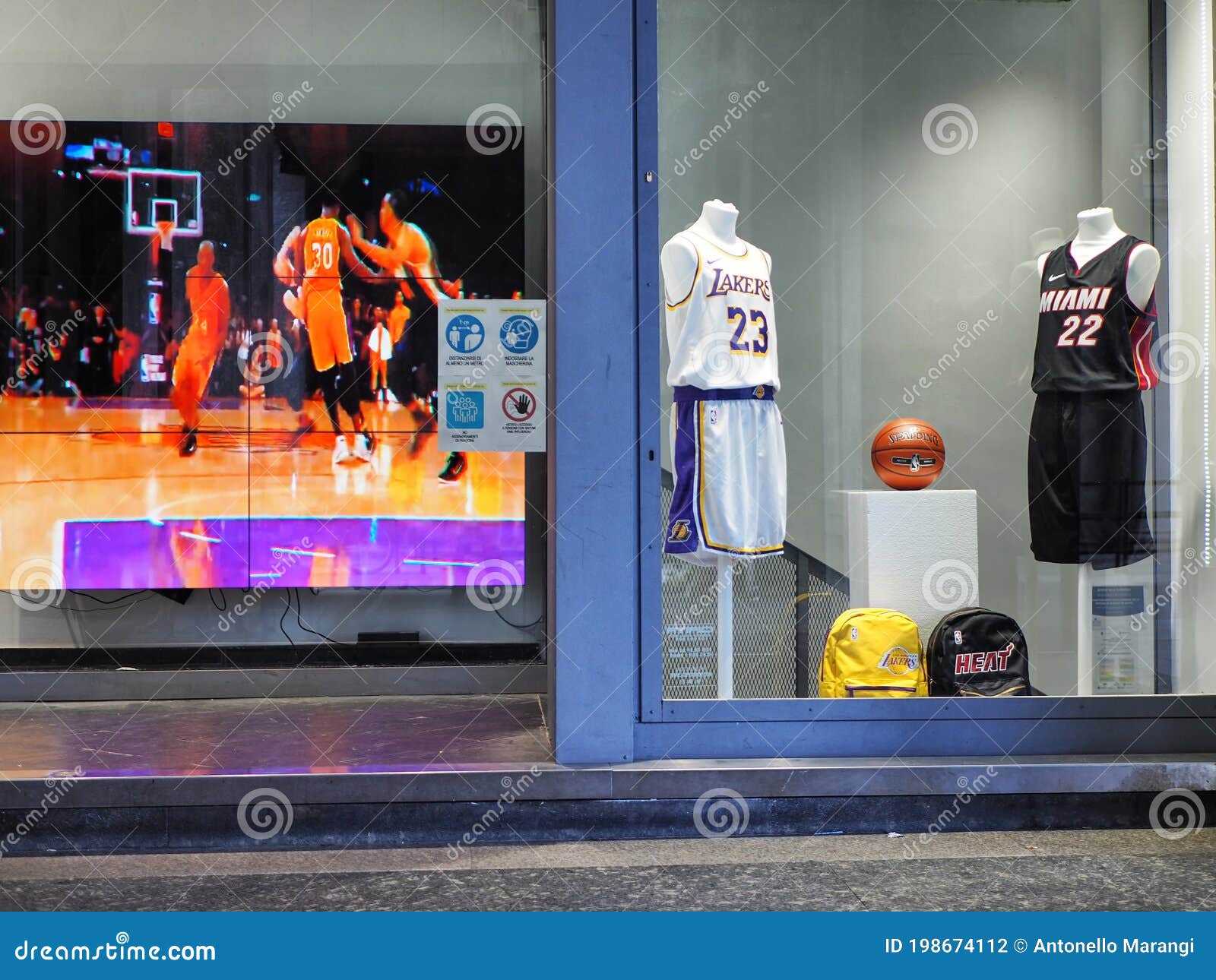 Sporting Goods Store Celebrates NBA Finals by Displaying Game Uniforms of  L.a Editorial Photography - Image of finals, celebrates: 198674132
