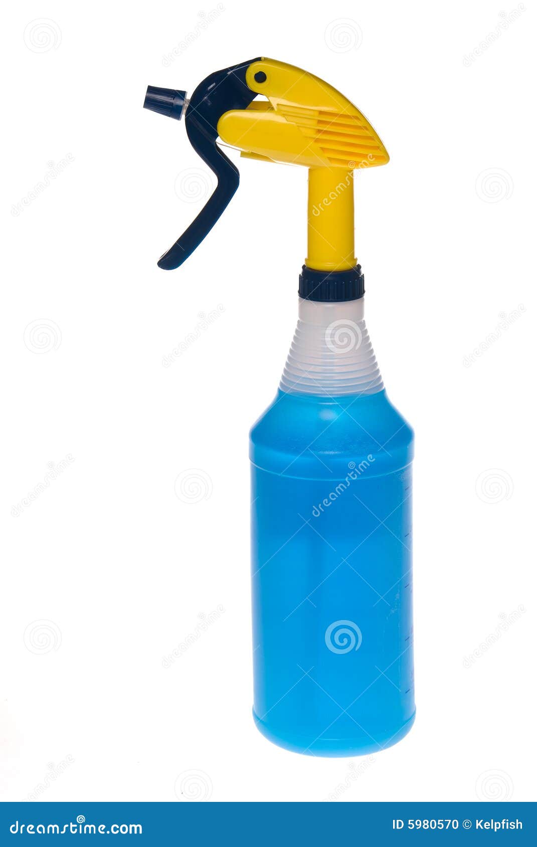 spray bottle of cleaner