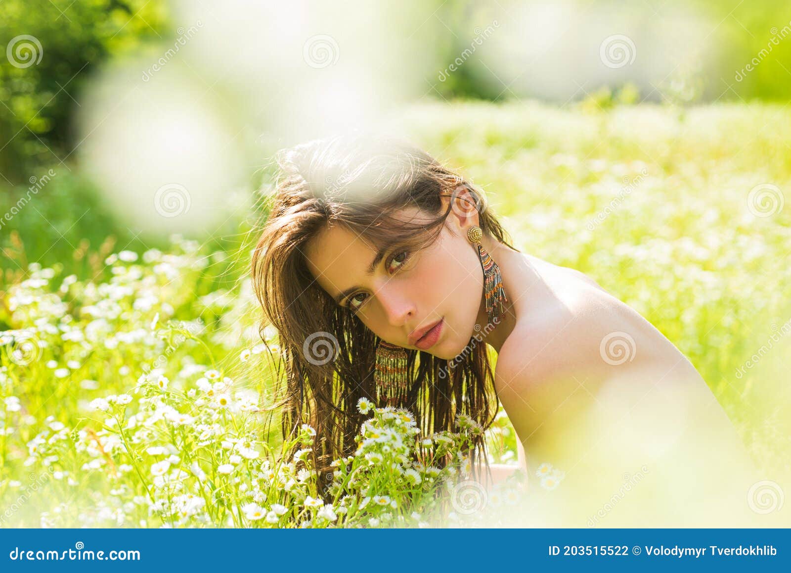 Midler onsdag smertefuld 70,544 Sexy Nature Girl Photos - Free & Royalty-Free Stock Photos from  Dreamstime