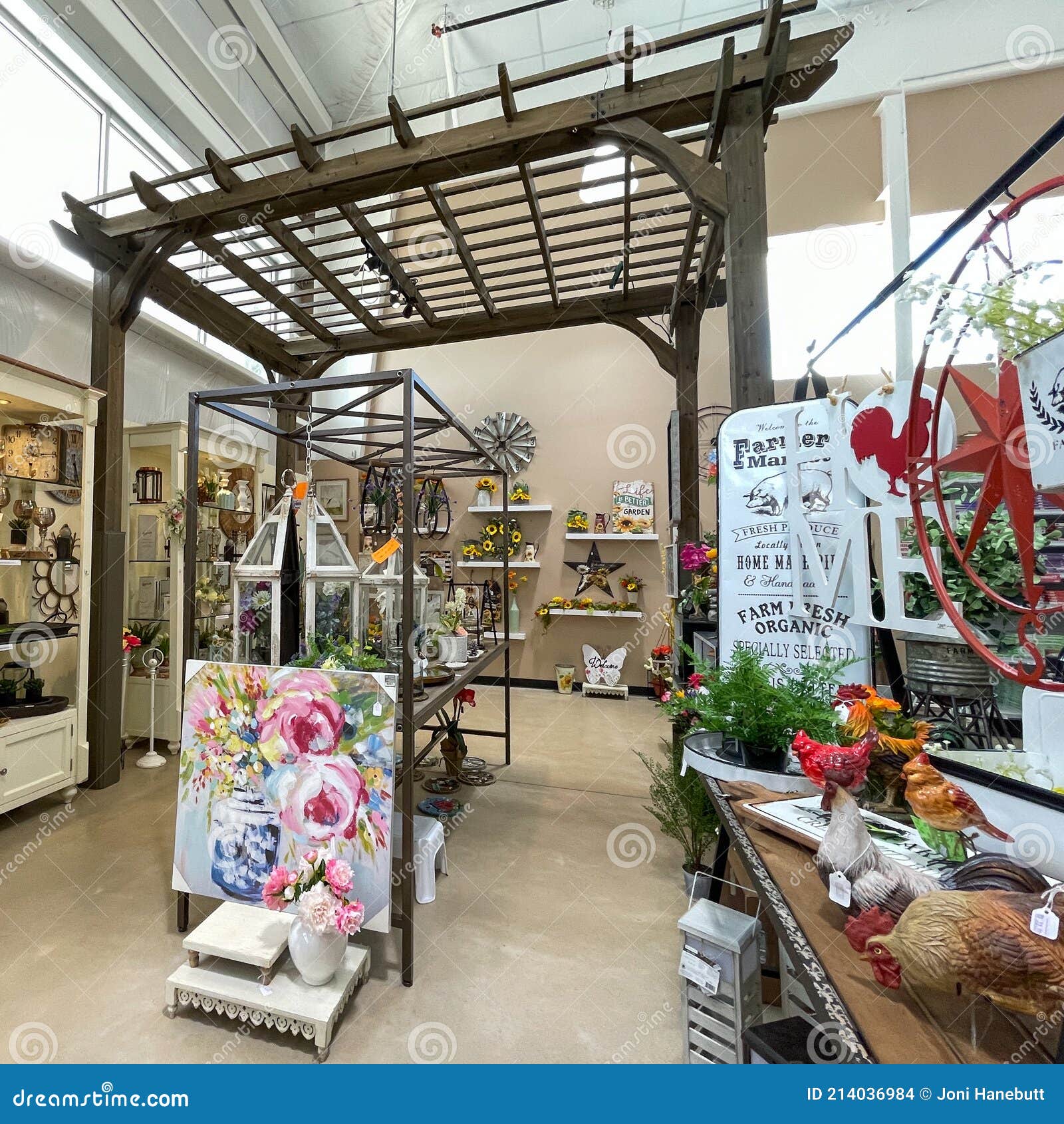 Decor Inspiration: Our New Summer Store Displays