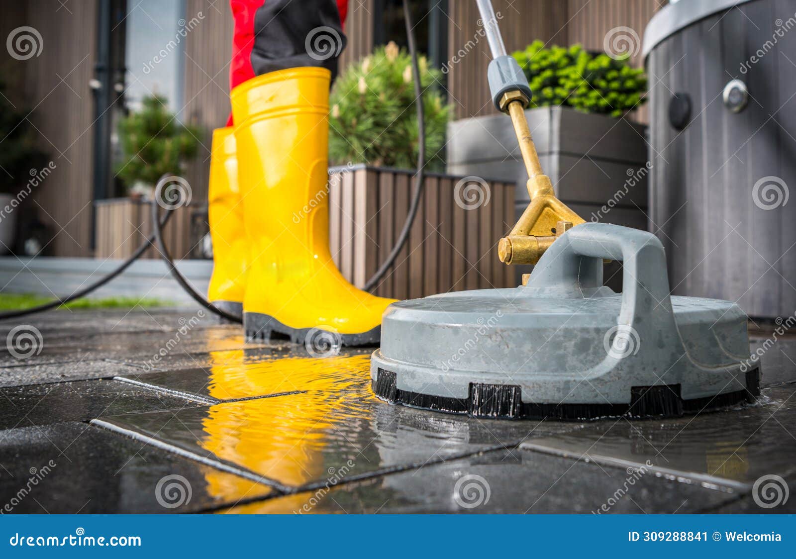 Spring Time Patio Concrete Bricks Pressure Washing Stock Image Image