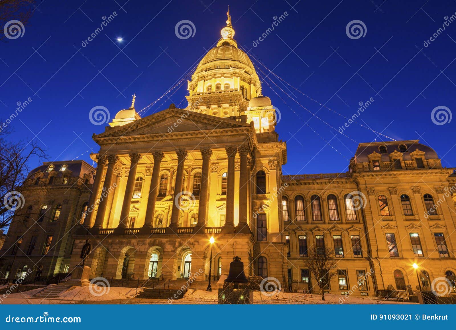 springfield, illinois - state capitol building