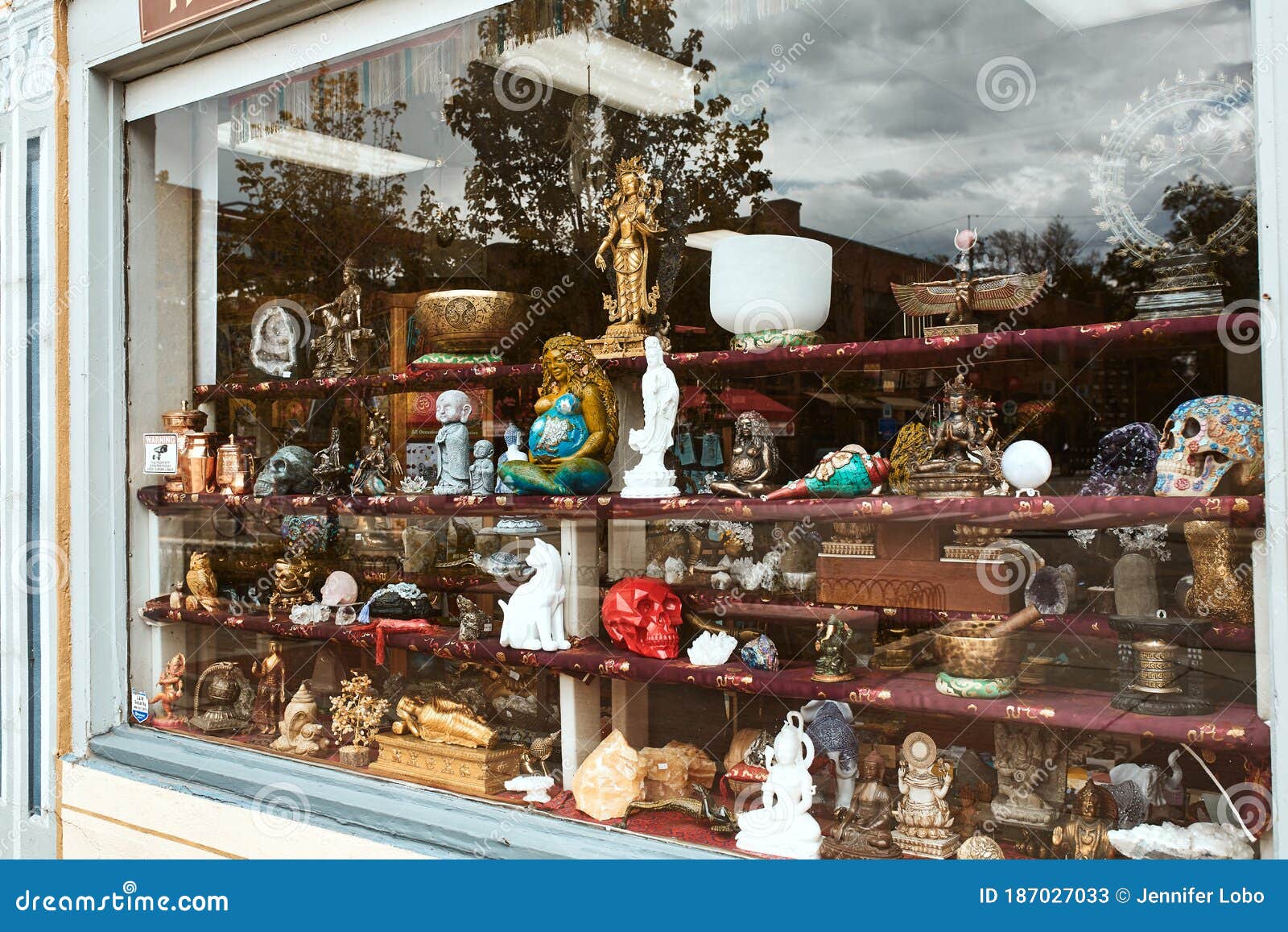 Springtime at Pearl Street Mall in Boulder Editorial Stock Photo
