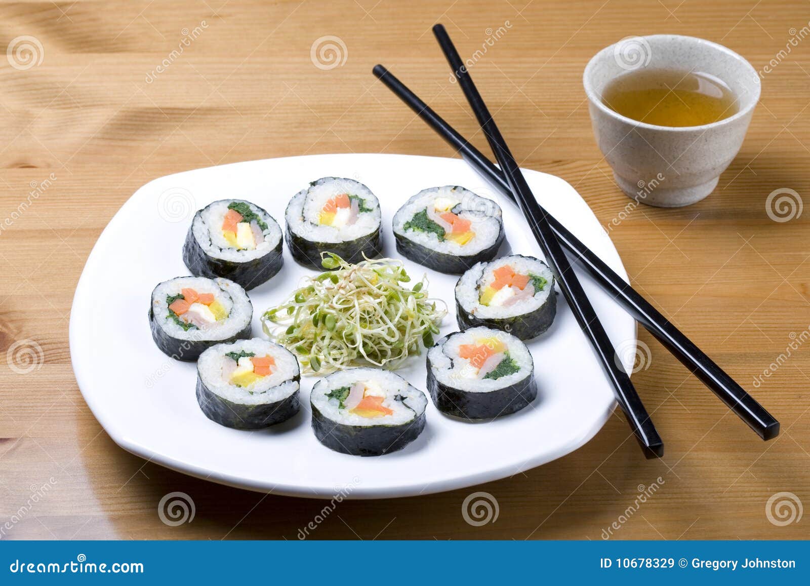 Sprouts Coreanos Do Sushi E Do Trevo Do Estilo. Imagem de Stock