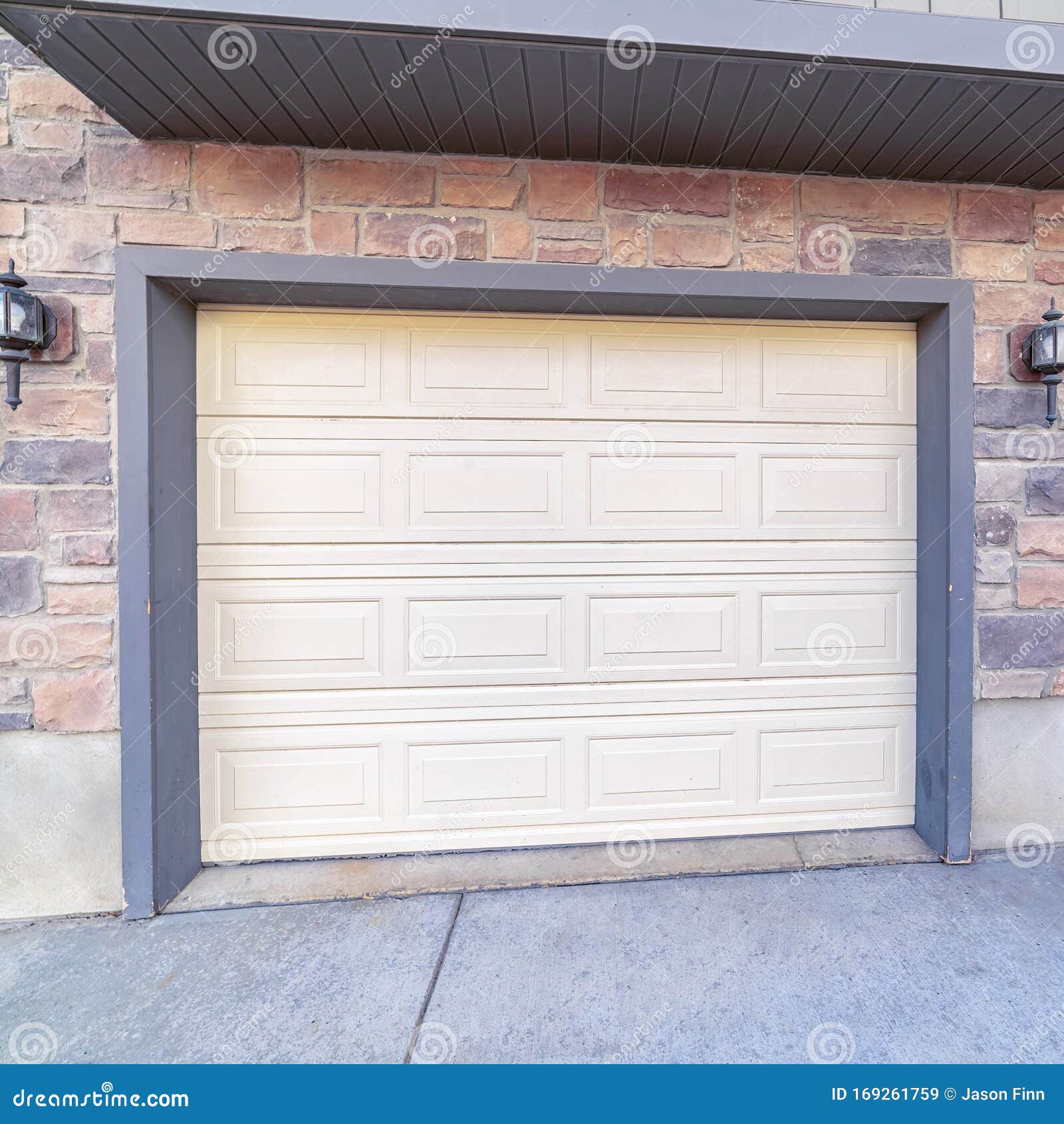 Best Garage Door Frame Separating From Brick for Small Space