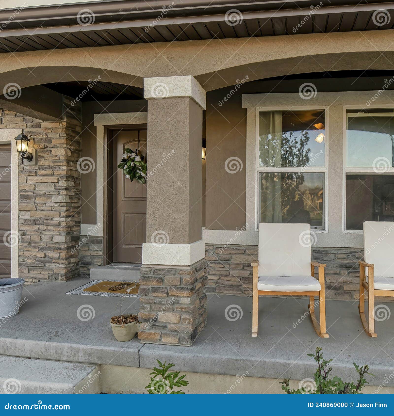 Square Exterior Of A House With Contemporary Design And A Front Yard Garden  Stock Photo - Image Of Board, Wood: 240869000