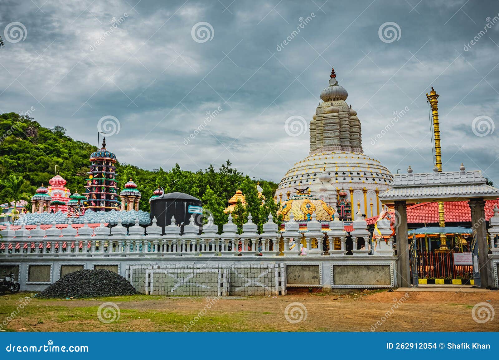 sri maha bhairavar rudra aalayam is an indian famous temple at tiruvadisoolam, chengalpattu, tamilnadu, south india