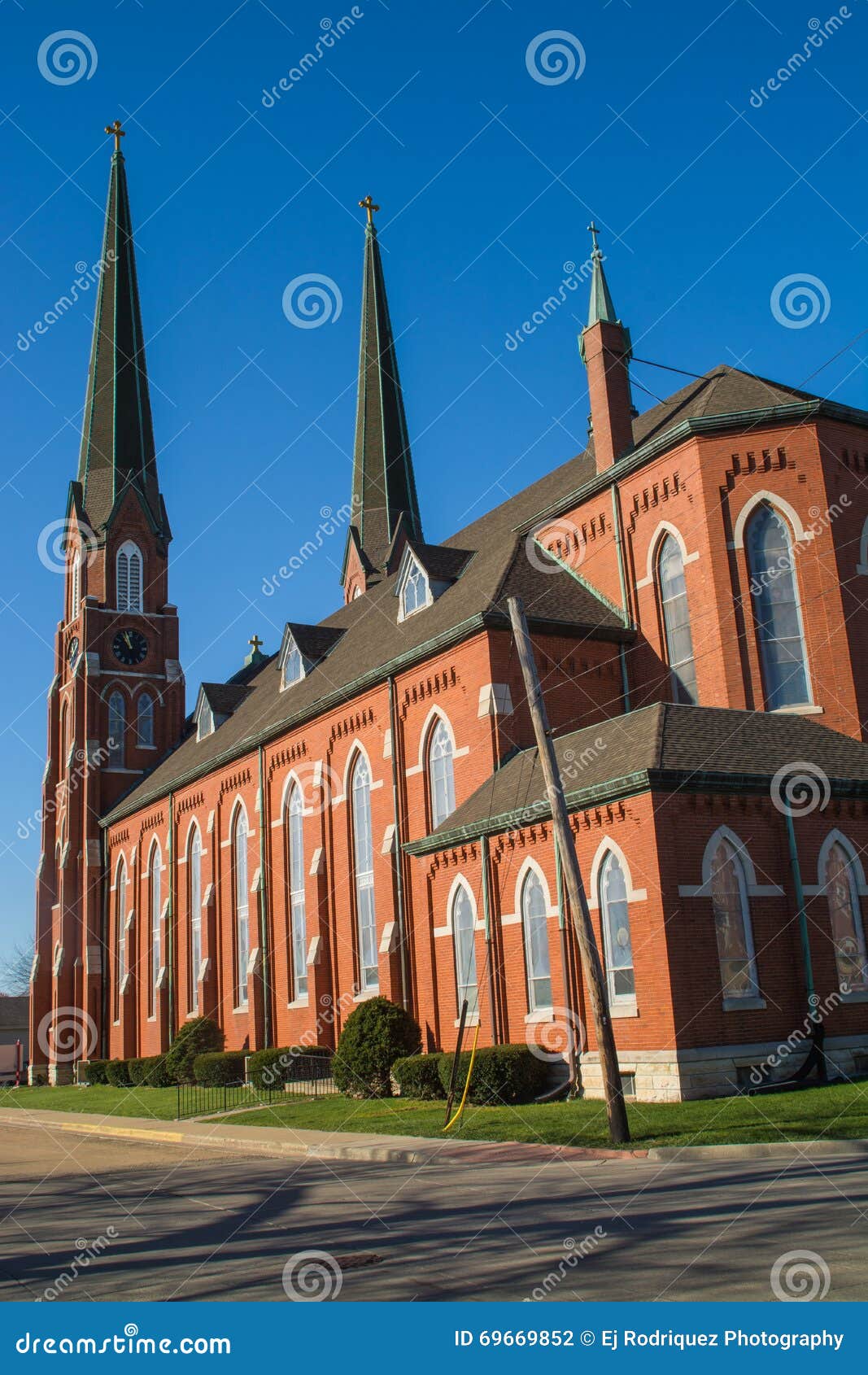 St Hyacinth Church foto de stock. Imagem de cenas, céu 69669852