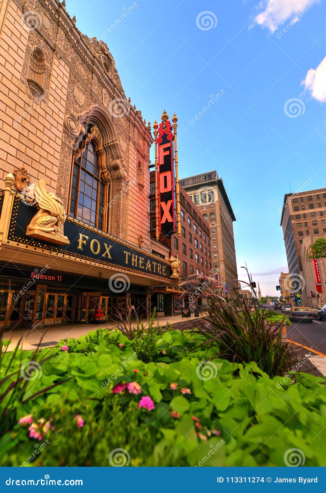 Fabulous Fox Theatre In St. Louis Editorial Stock Image - Image of boulevard, missouri: 113311274