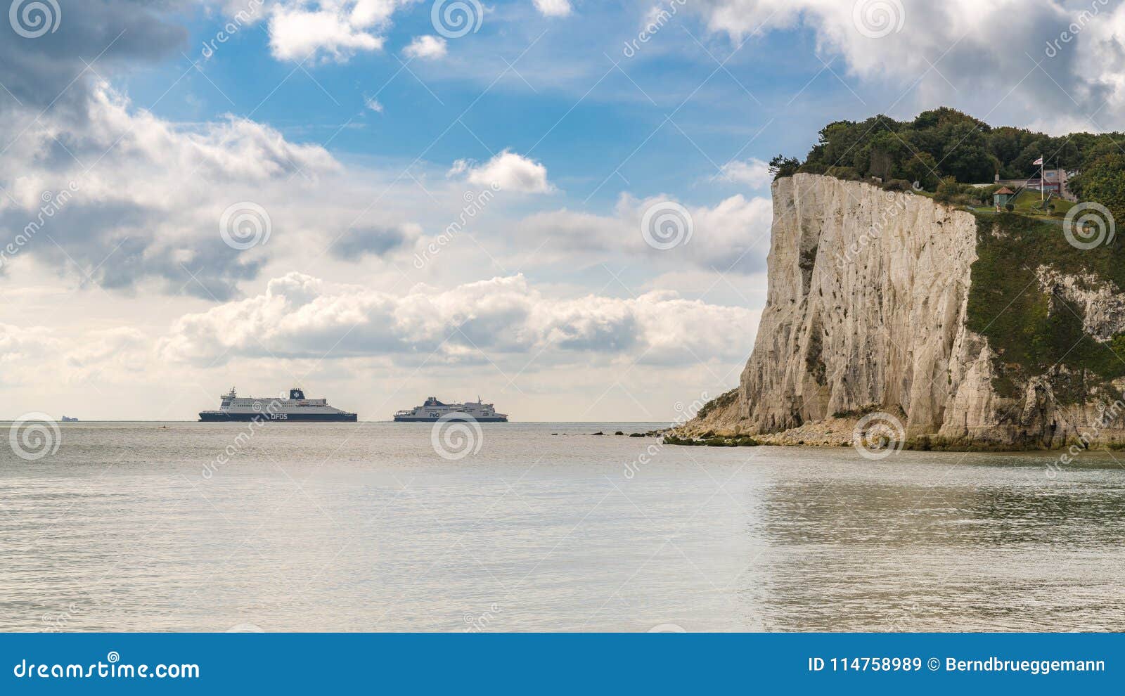 St Margaret`s at Cliffe, Kent, England, UK Editorial Stock Image ...