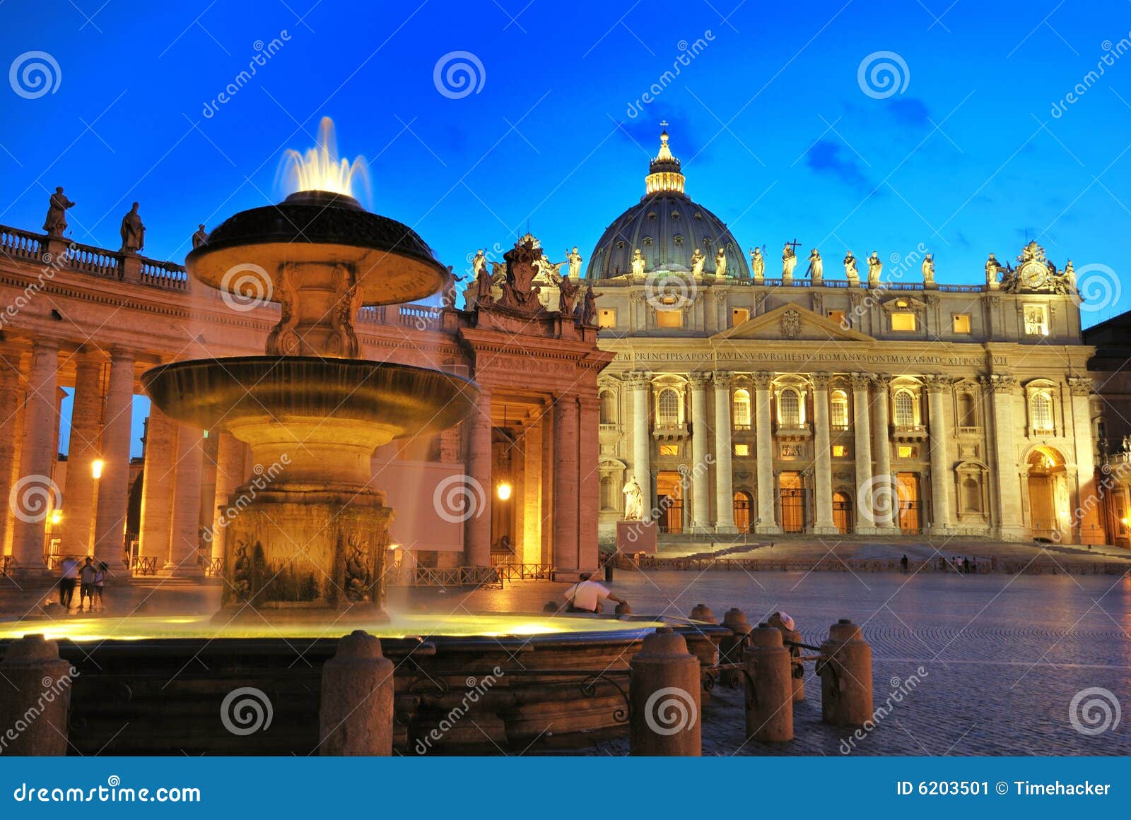 St. Peter s square editorial photo. Image of holy, christian 6203501
