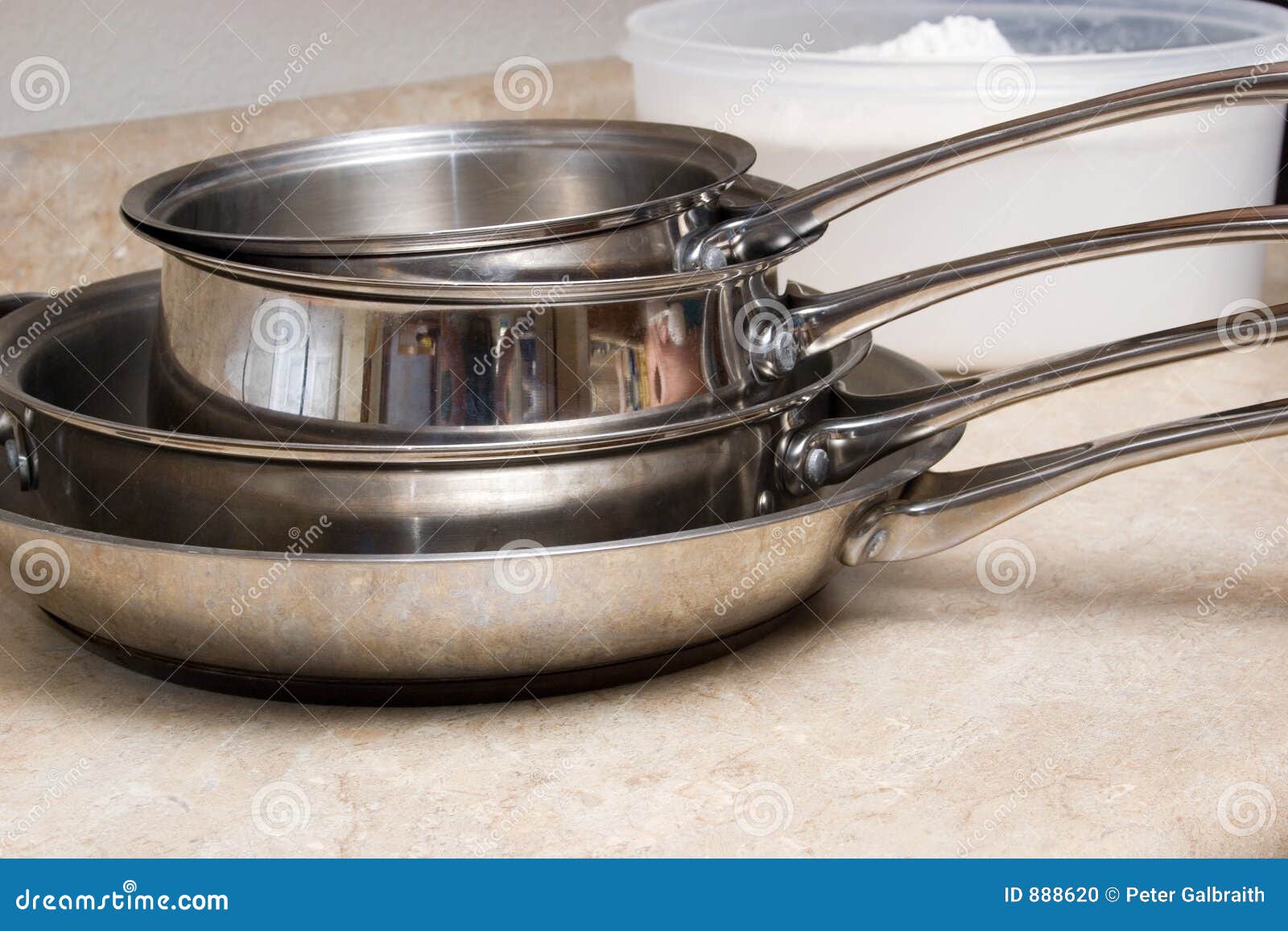 19,500+ Pots And Pans Stacked Stock Photos, Pictures & Royalty