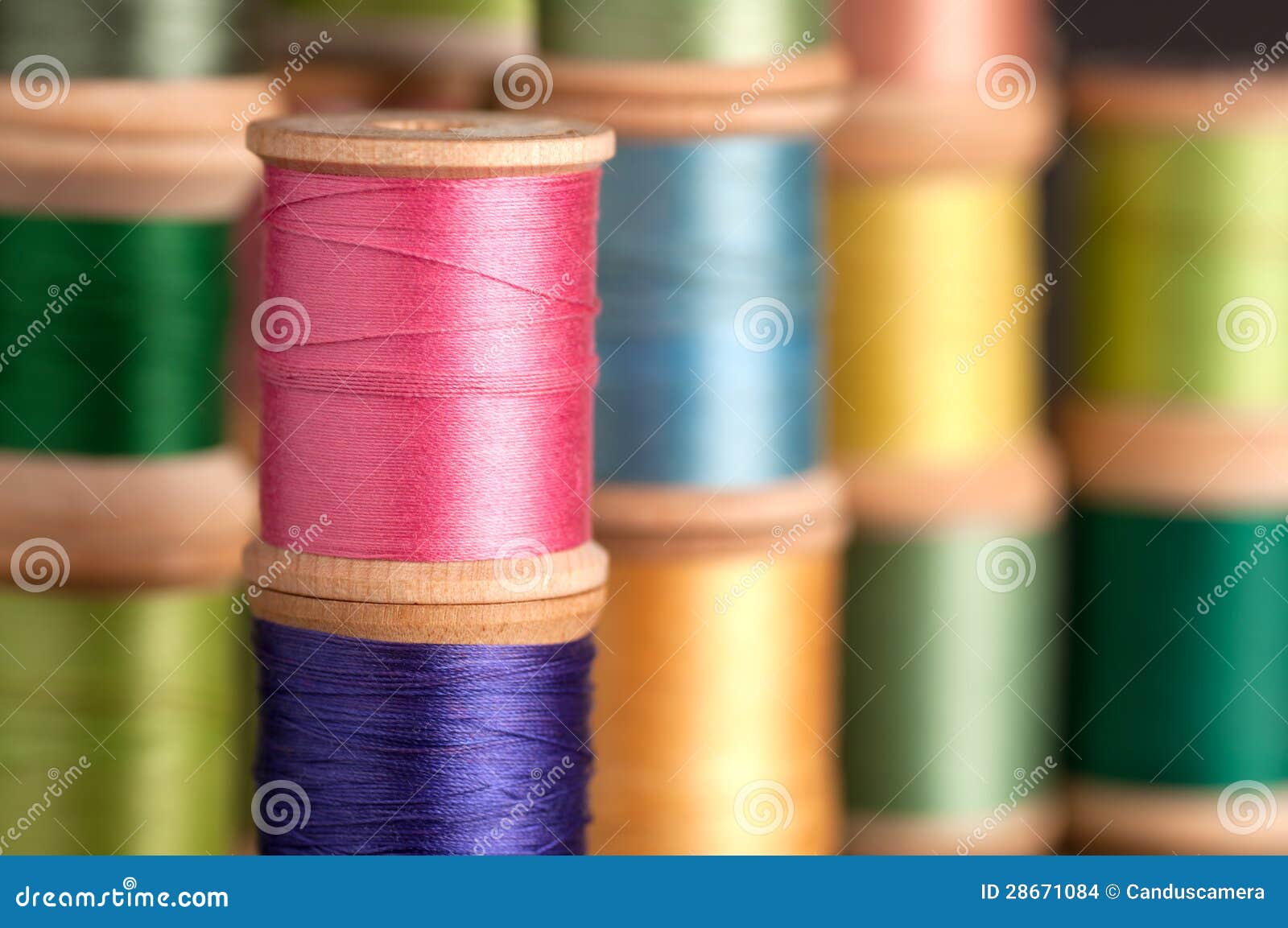 2,351 Vintage Thread Spools Stock Photos - Free & Royalty-Free Stock Photos  from Dreamstime