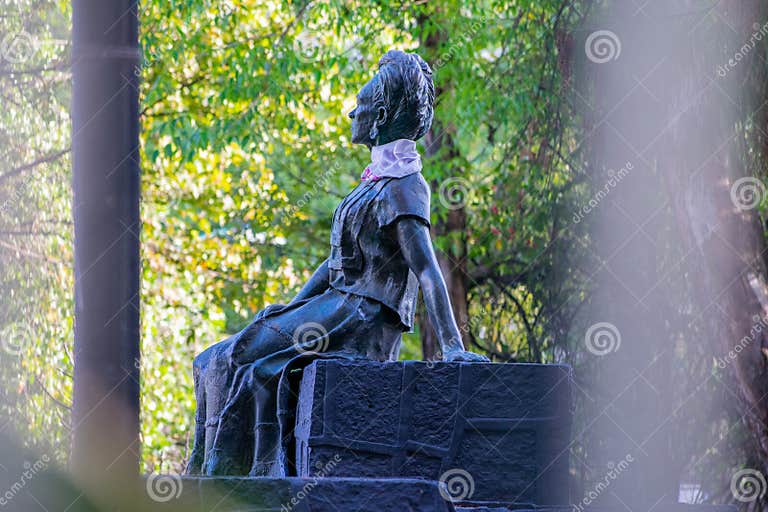 Standbeeld Frida Kahlo in Park Uit Mexico - Stad Redactionele ...