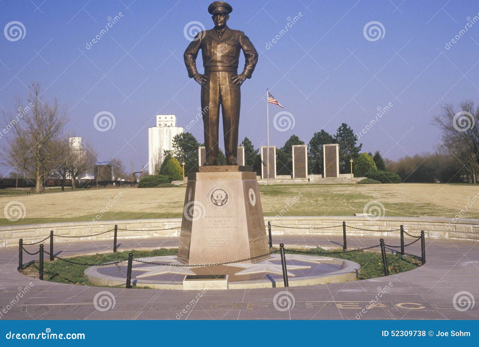 Standbeeld Van Dwight D Eisenhower in Geboortestad Van Abilene Kansas
