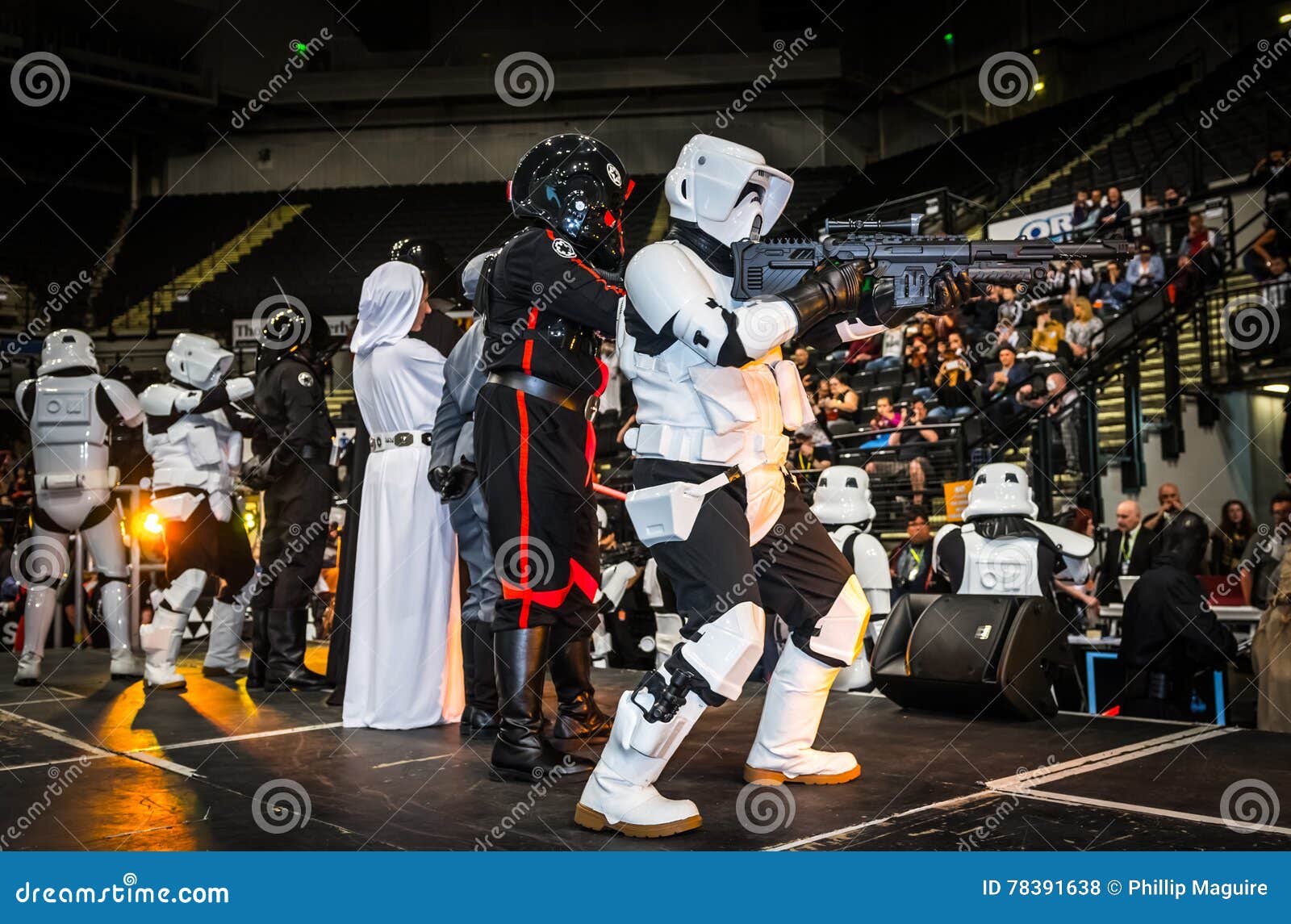 Foto de Cosplayer Masculino Na Convenção De Cosplay De Yorkshire e