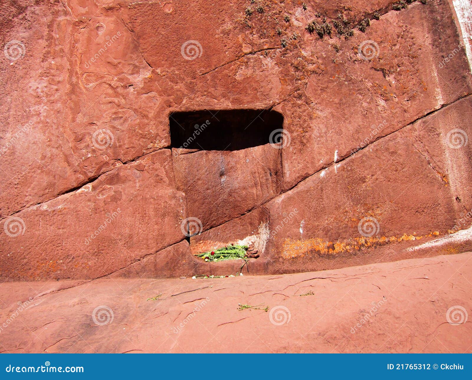 stargate of hayu marca, peru