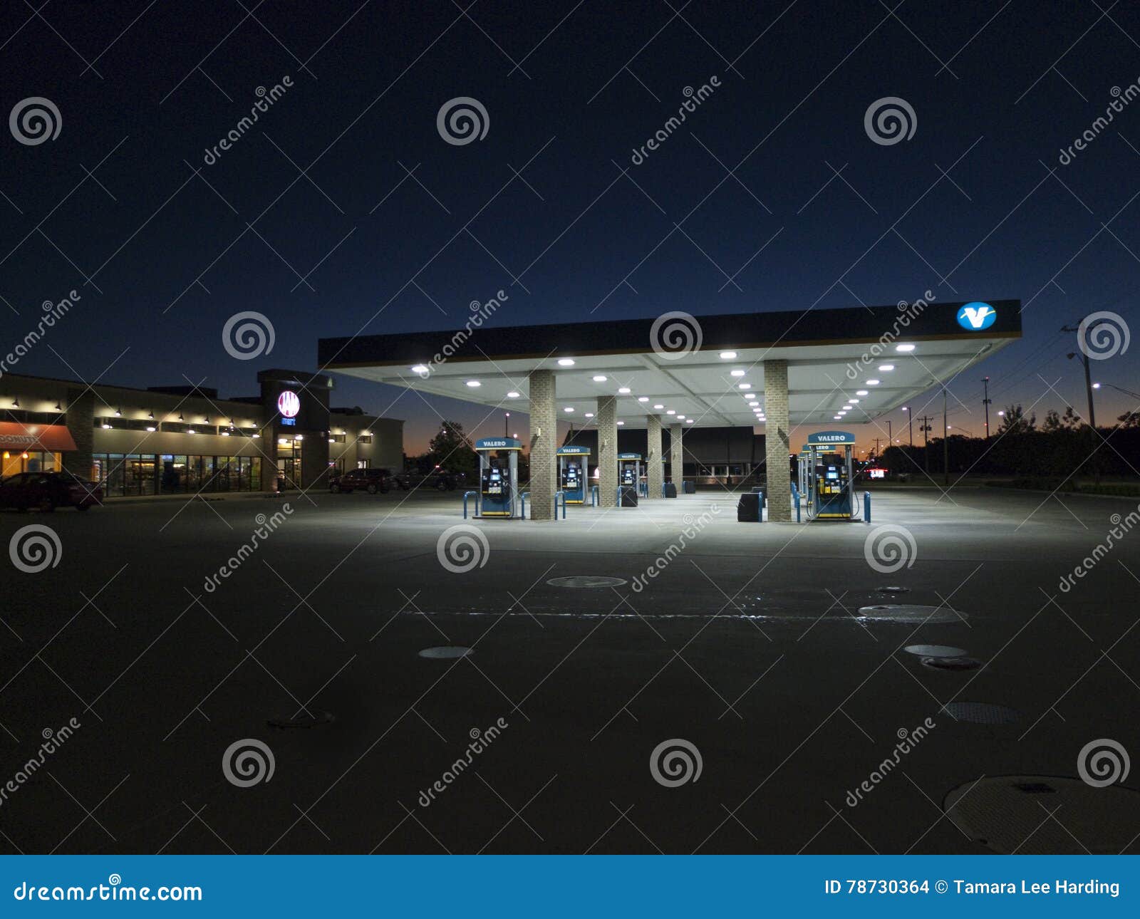 Station Service De Valero, Fort Smith, Arkansas Image stock éditorial