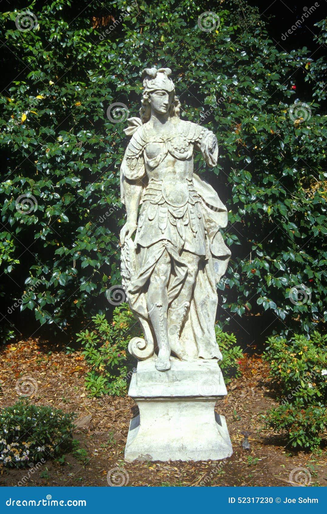 statuary in huntington library and gardens, pasadena, ca