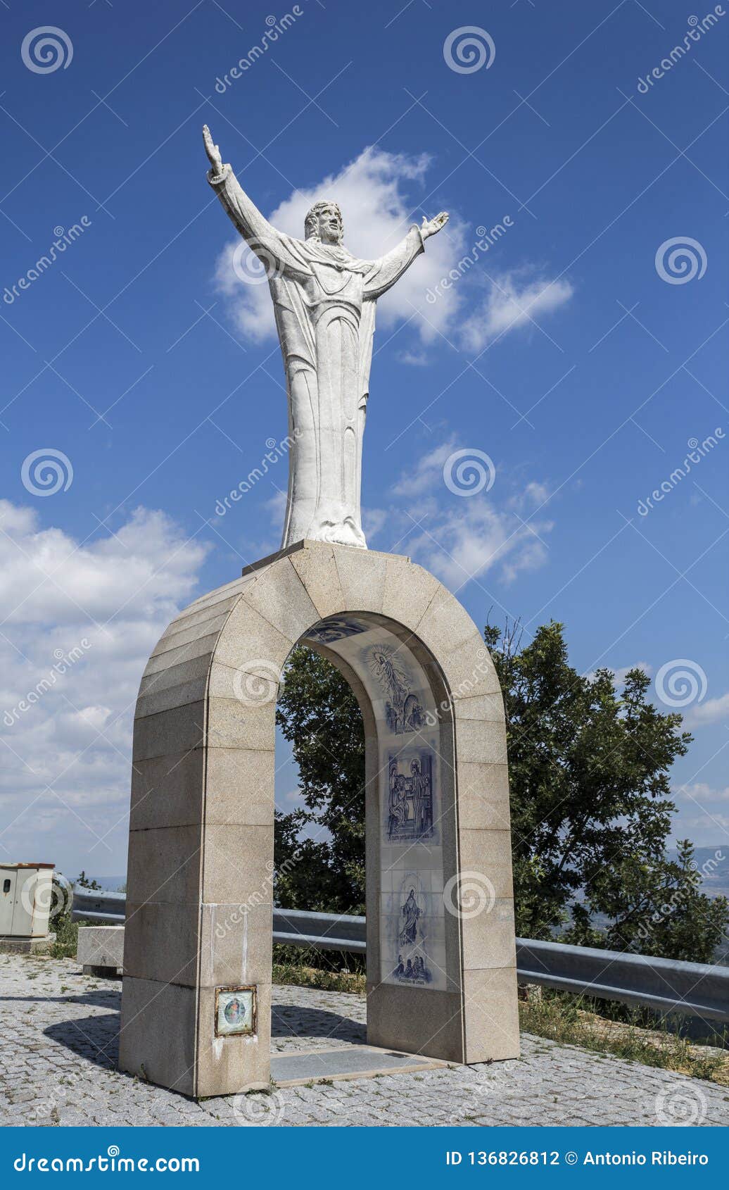 statue of christ, the king