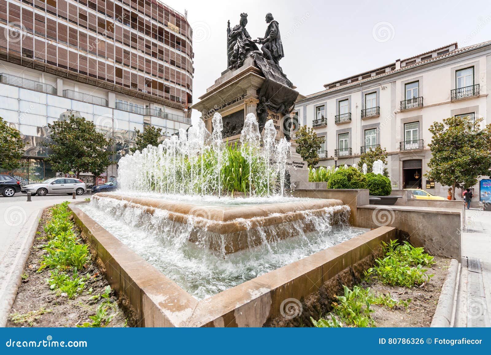 The Statue of Columbus in Granada Editorial Photo Image of catolica