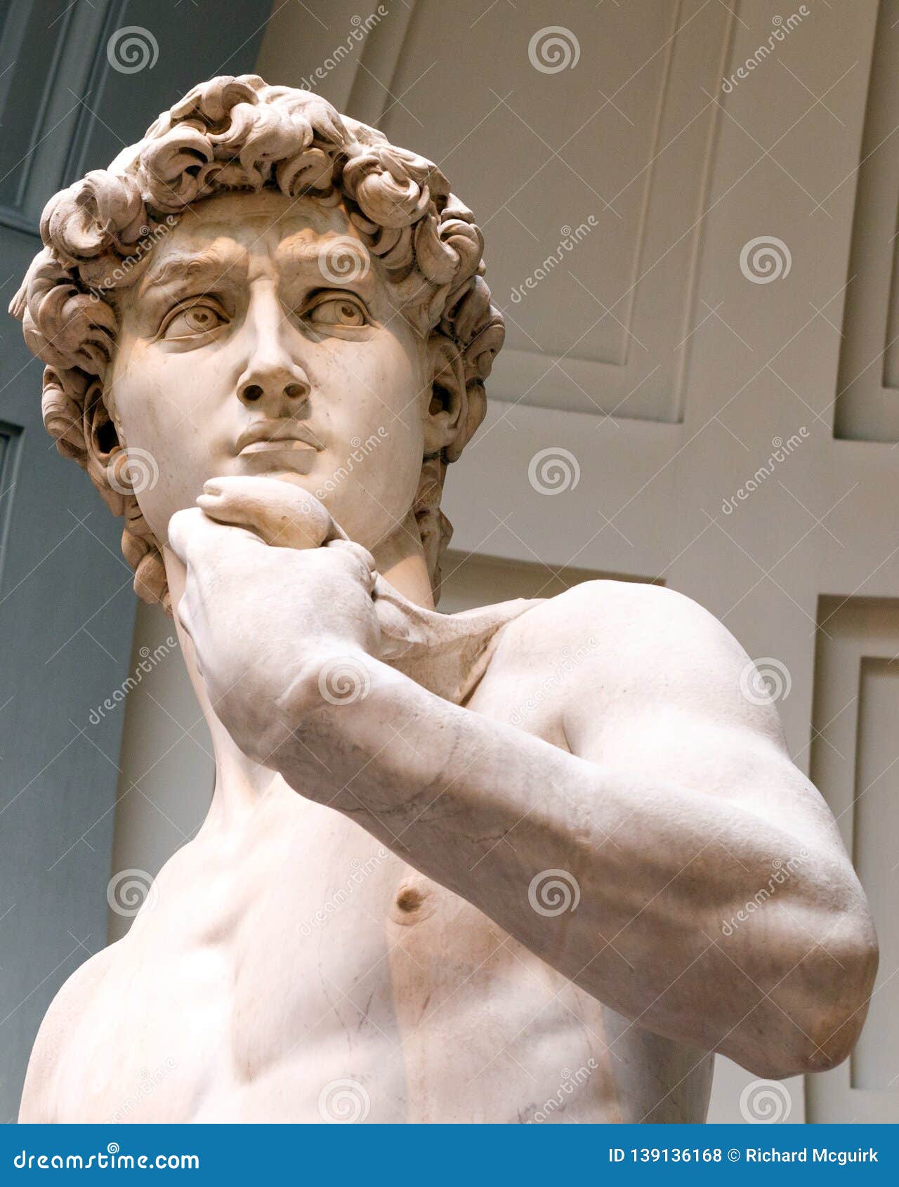 Микеланджело Буонарроти скульптура Давид