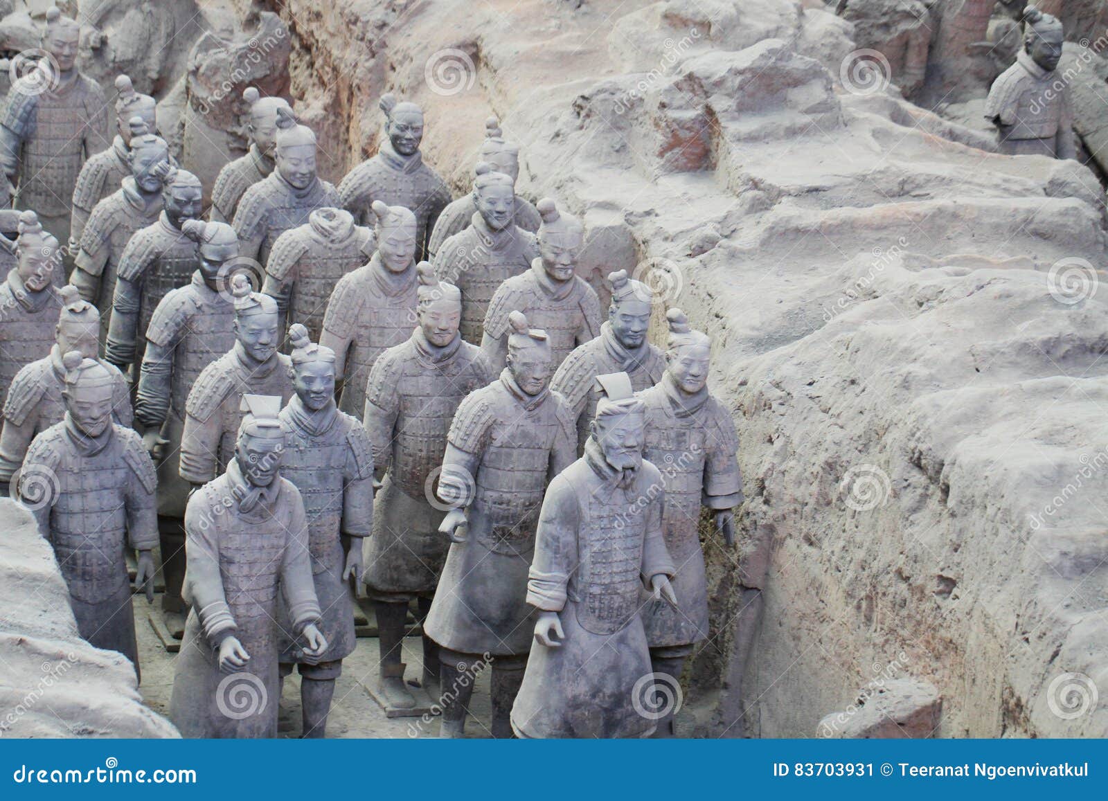 Statue En Pierre De Soilders D'armée, Armée De Terre Cuite Dans Xian