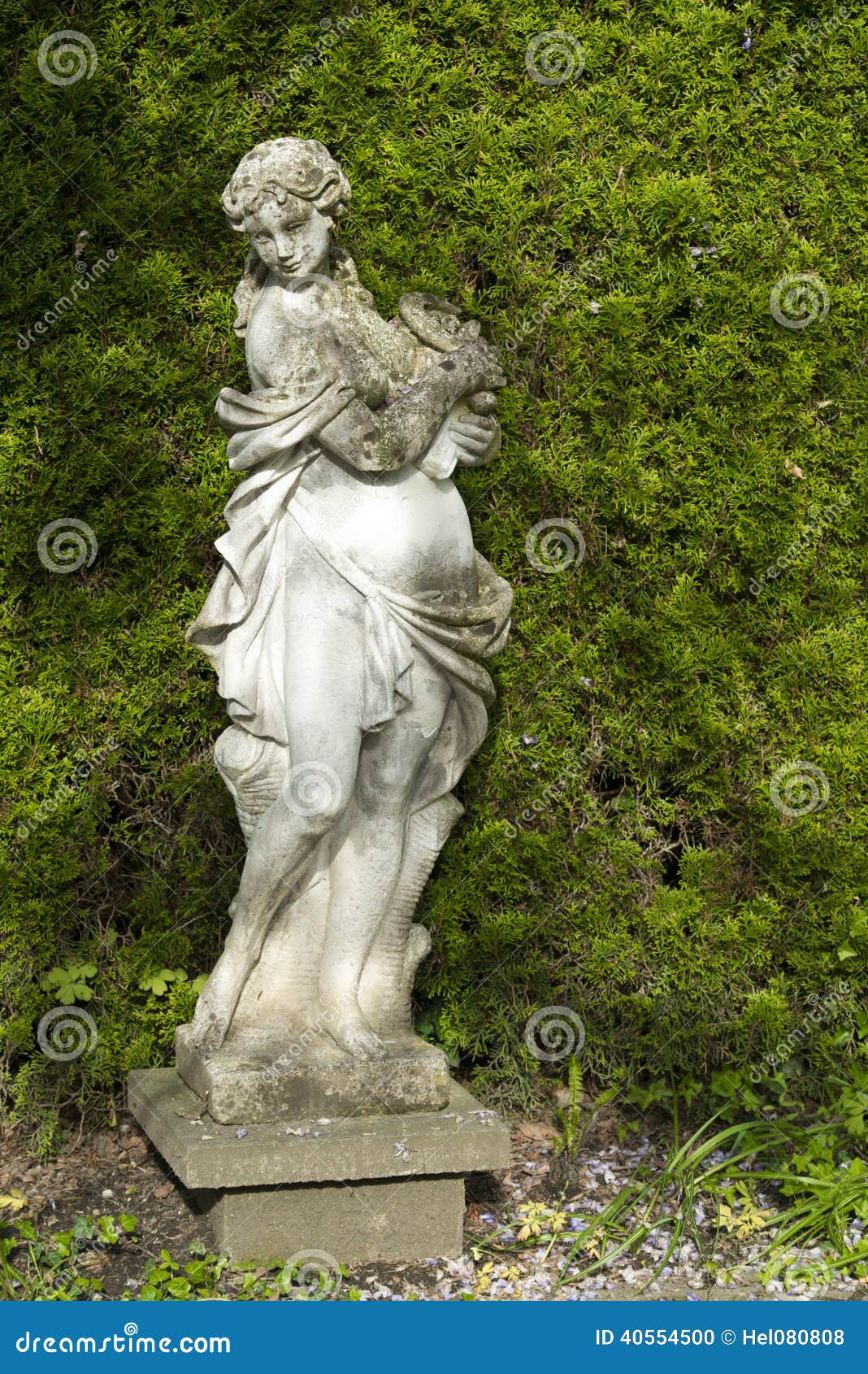 Statue in Garden stock photo. Image of statue, sculpture 40554500