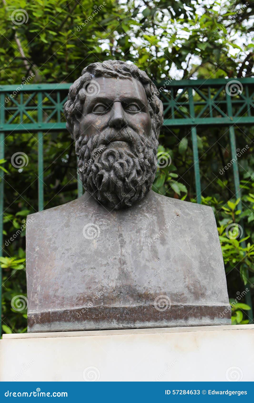 Statue Im Garten Athen, Griechenland Stockbild Bild