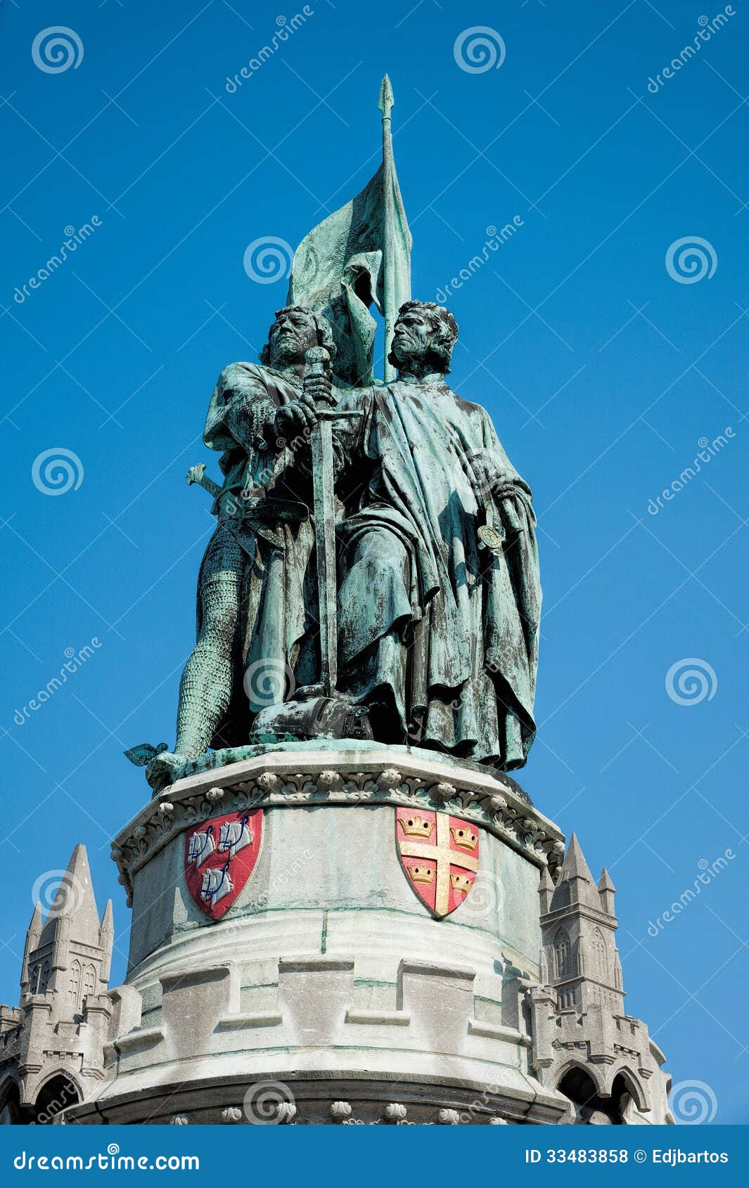 statue of jan breydel and pieter de coninck