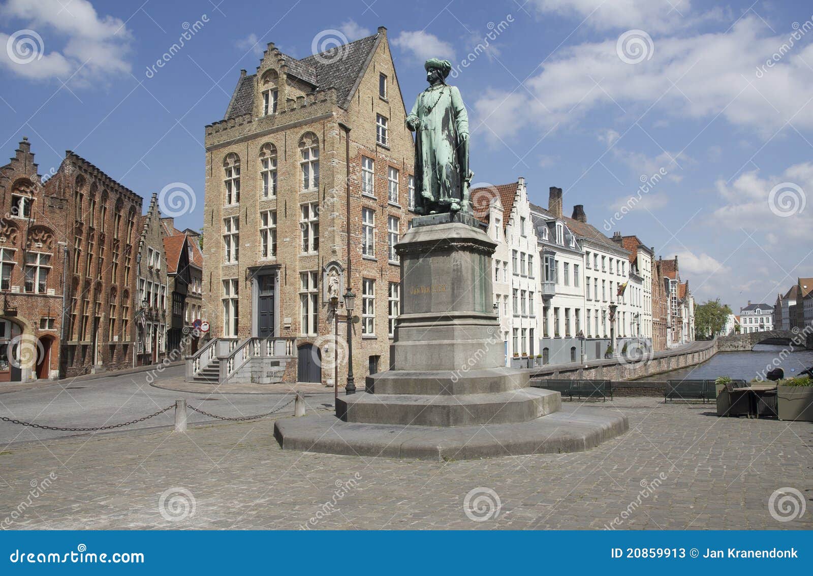 statue of jan van eyck