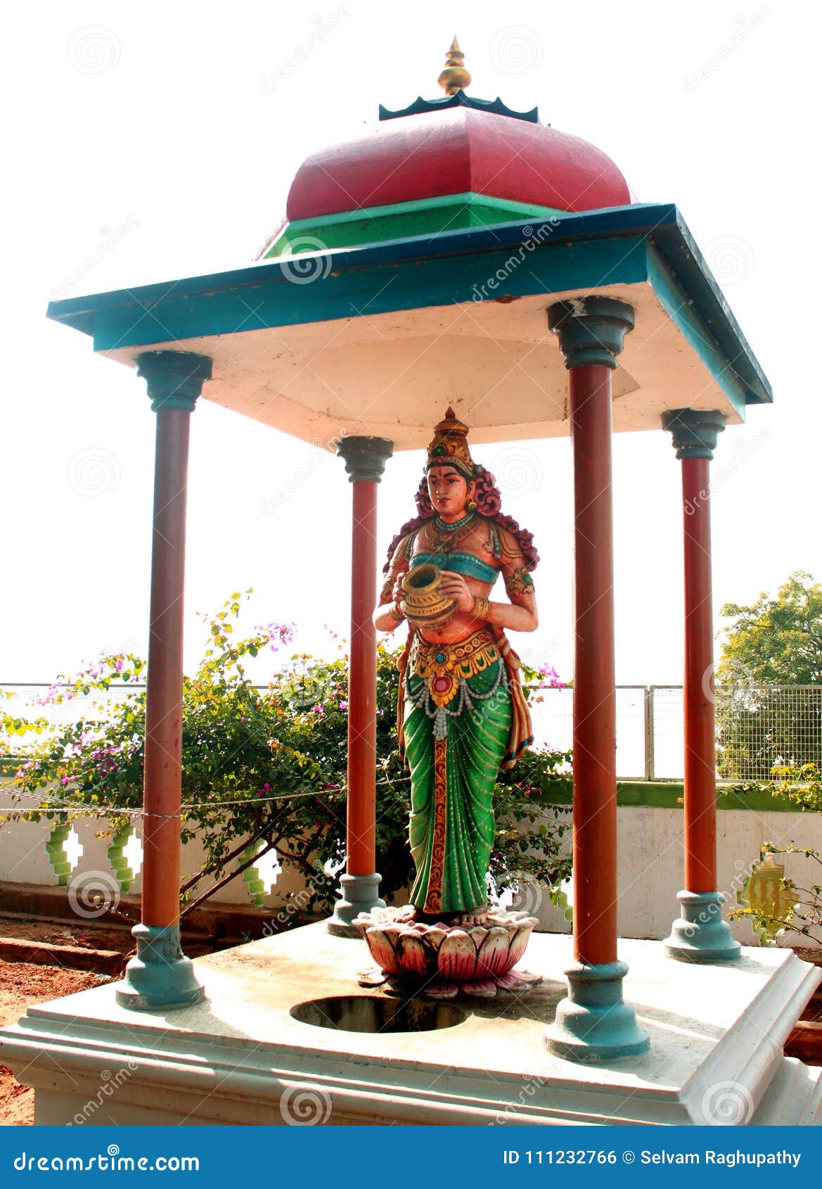 the statue of kaveri amman situated in the the grand kallanai.