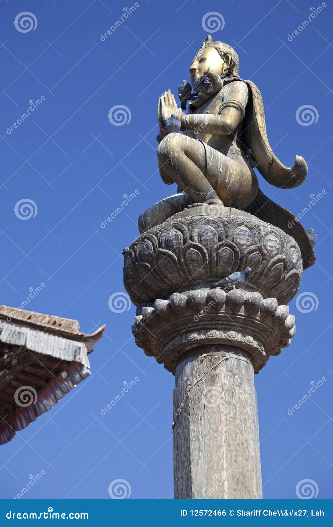 statue of king yoganarendra malla, nepal