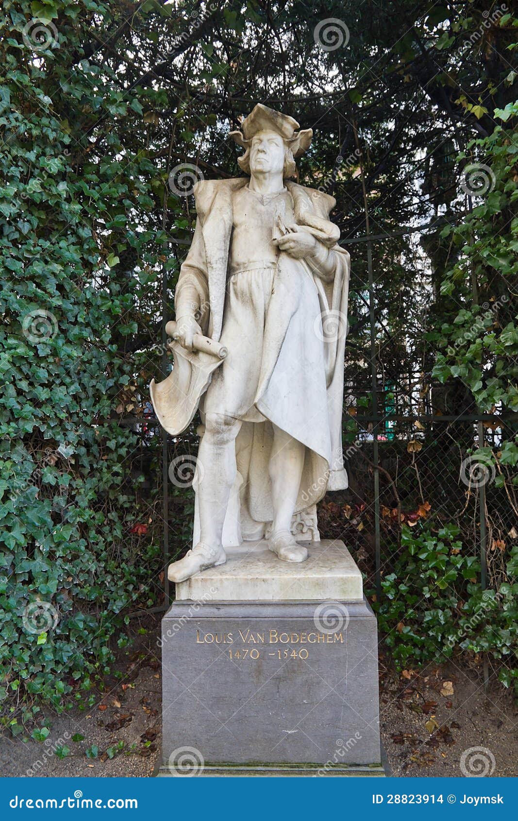 statue of lodewijk van bodeghem (circa xix c.), brussels, belgium
