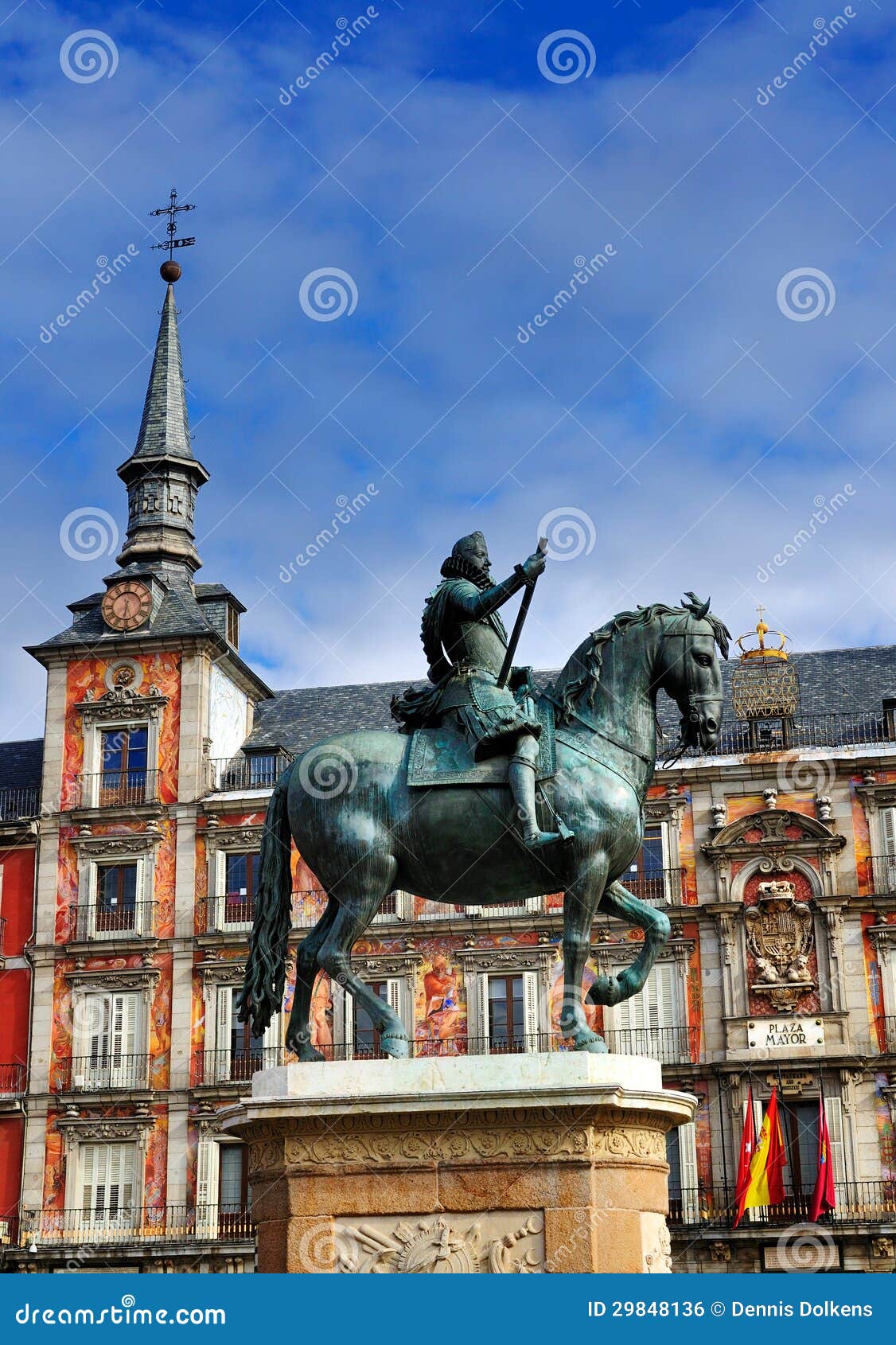 statue on plaza mayor, madrid, spain