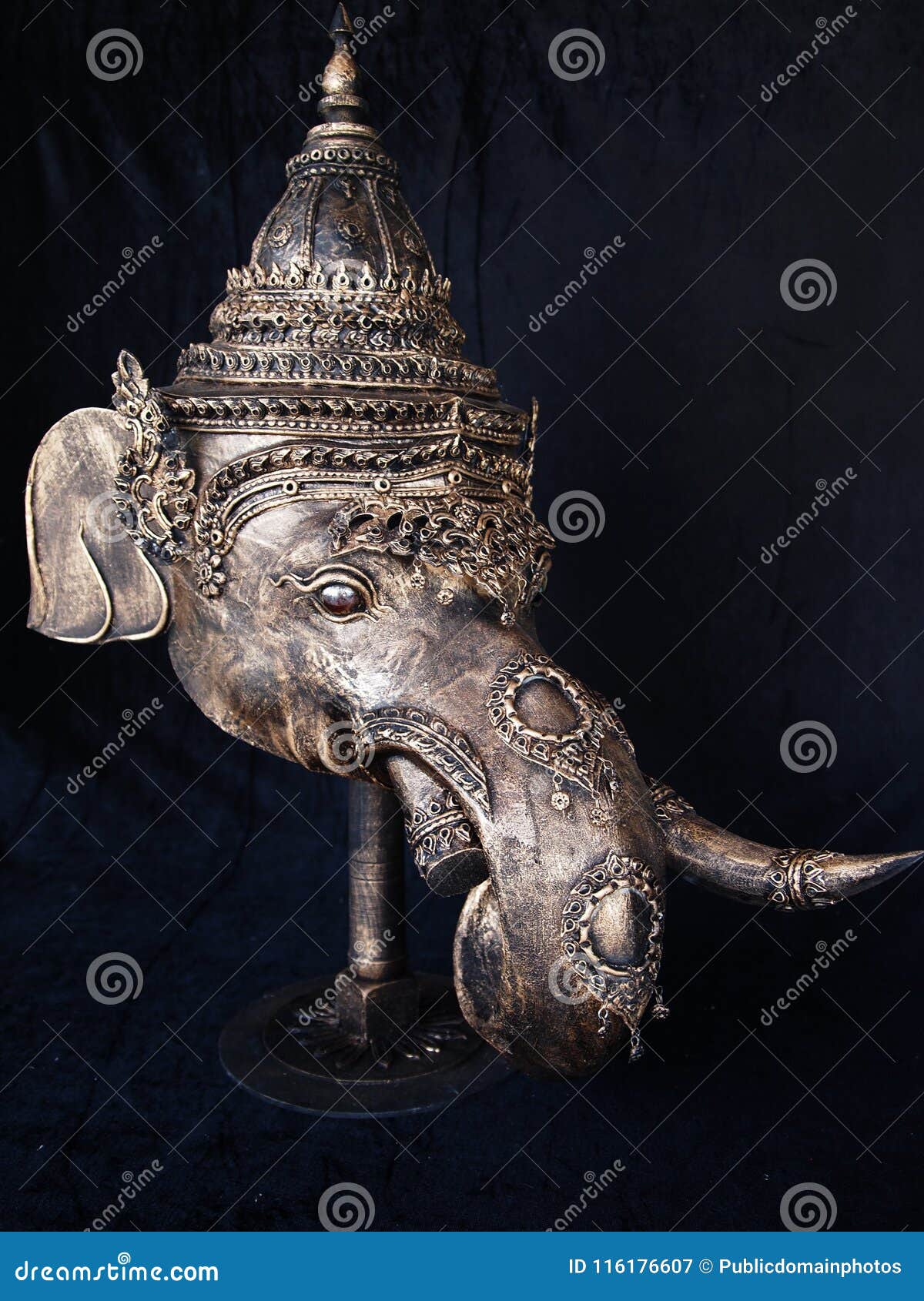 Statue, Sculpture, Artifact, Metal Picture. Image 116176607