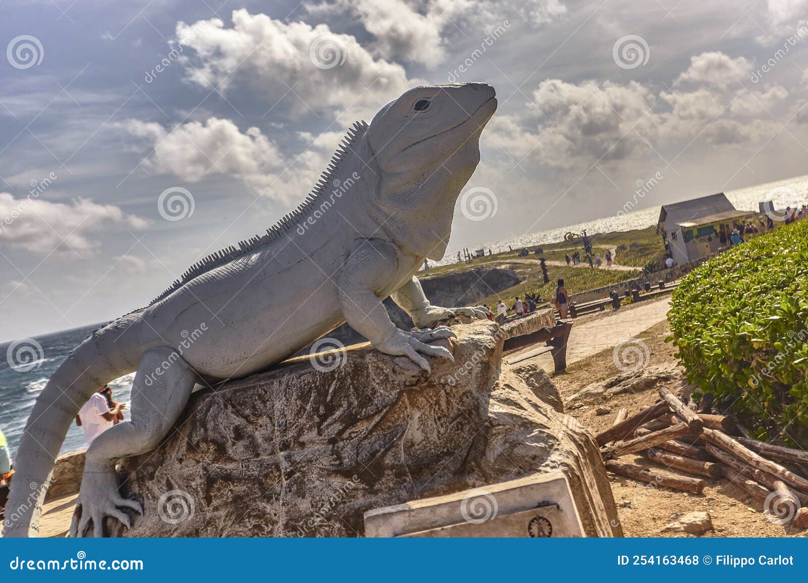 Statue in the Shape of an Iguana Stock Photo Image of beauty, outdoor