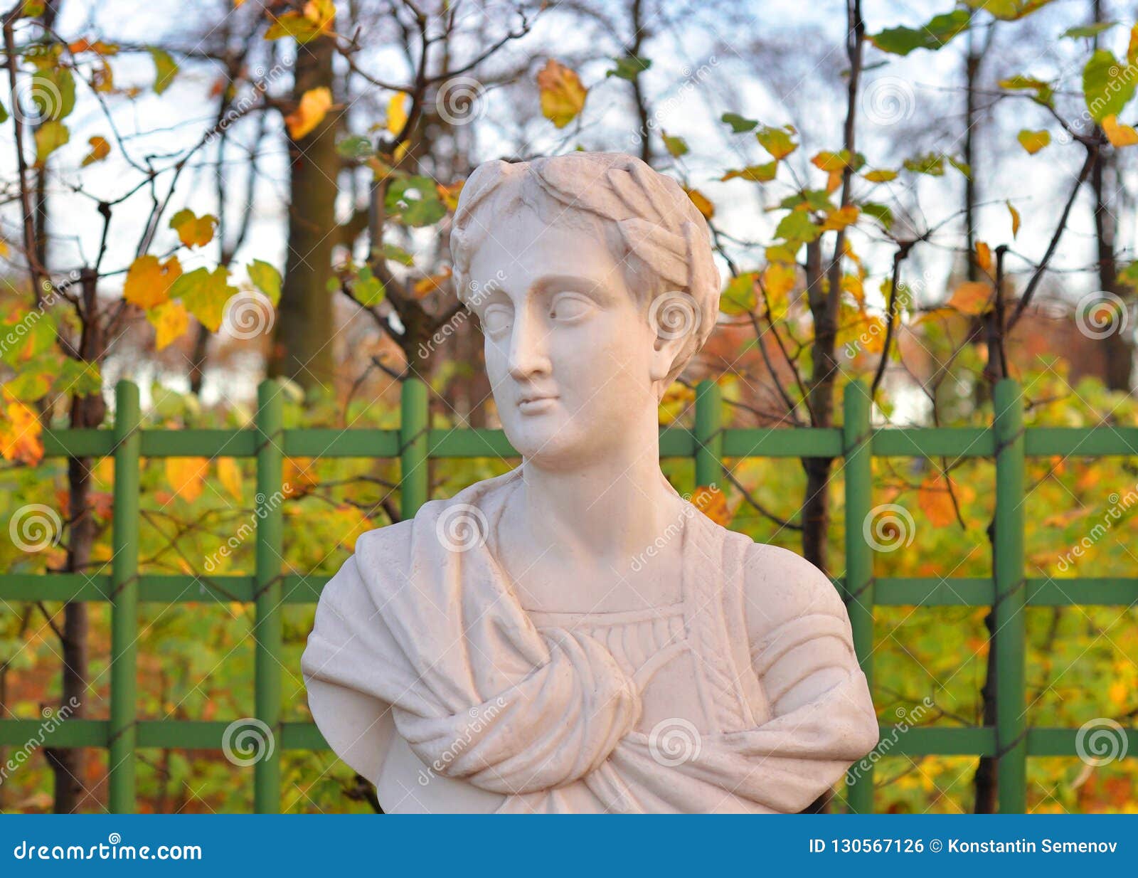 Statue Von Tiberius Julius Caesar Augustus Im Sommer