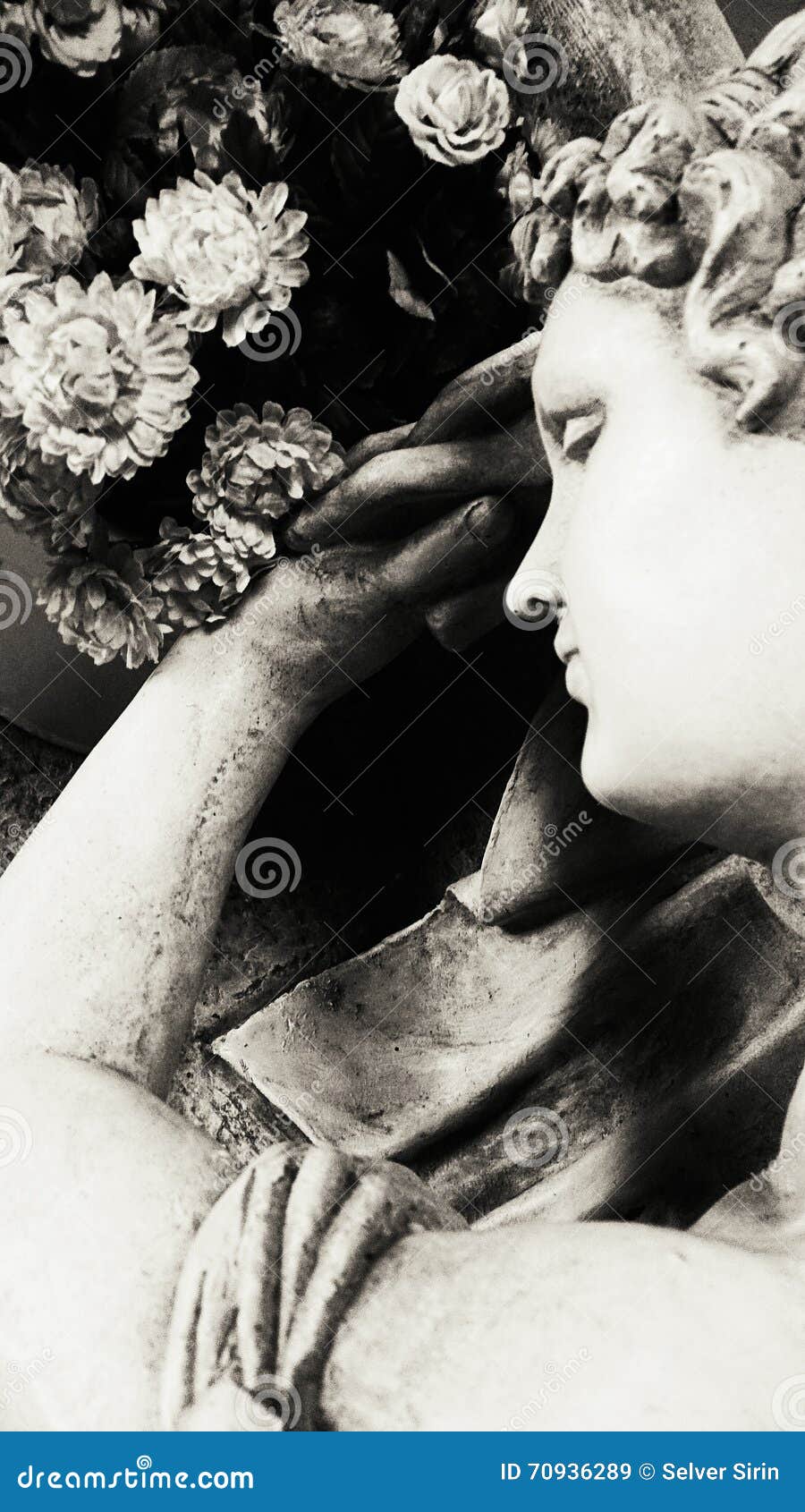 Statue of a Woman Decoration Stock Image Image of memorial, holy