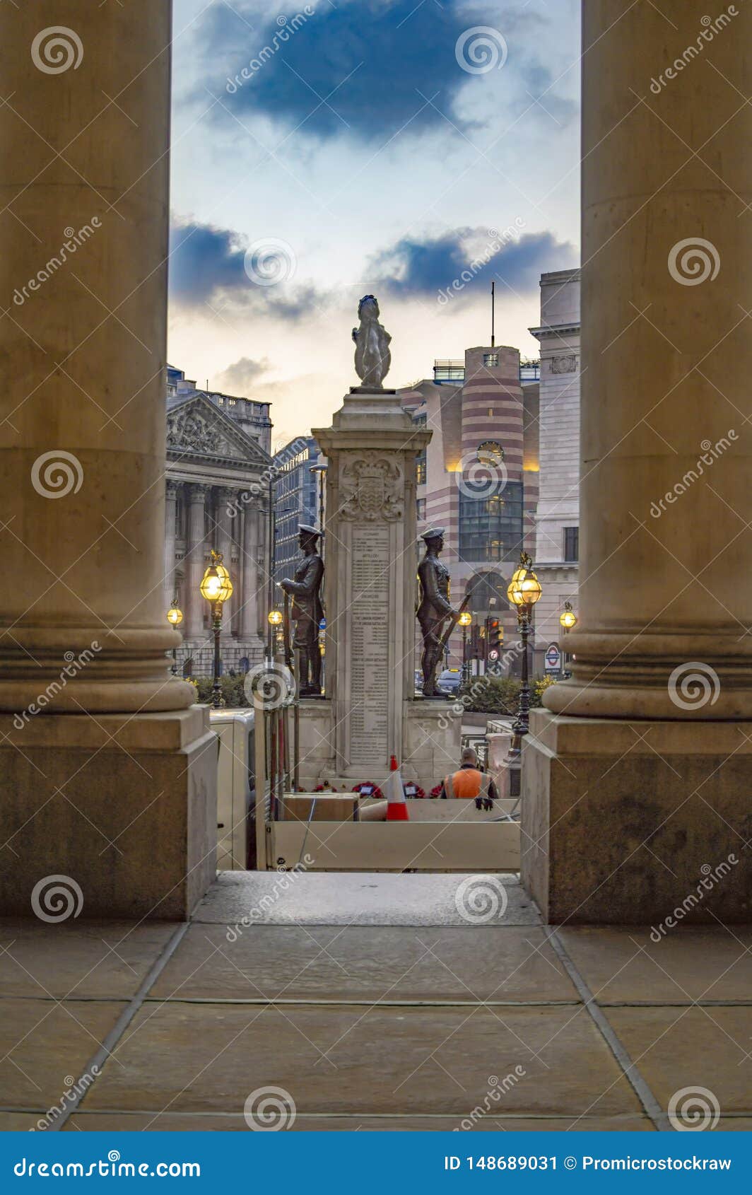 Statues of Guards at Royal Exchange Building in London Editorial Photo Image of english