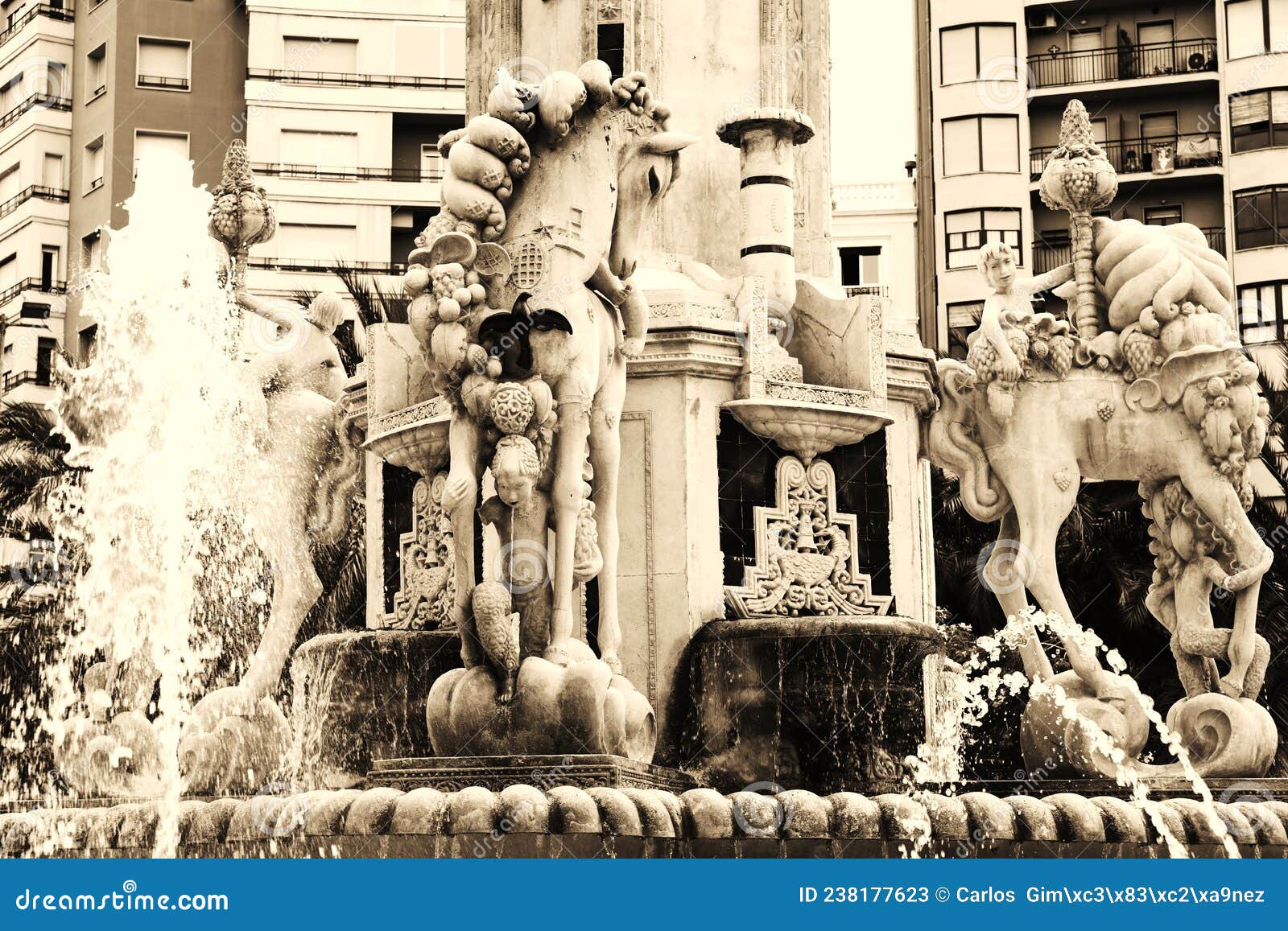 statues of horses in the plaza and fountain of los luceros de alicante