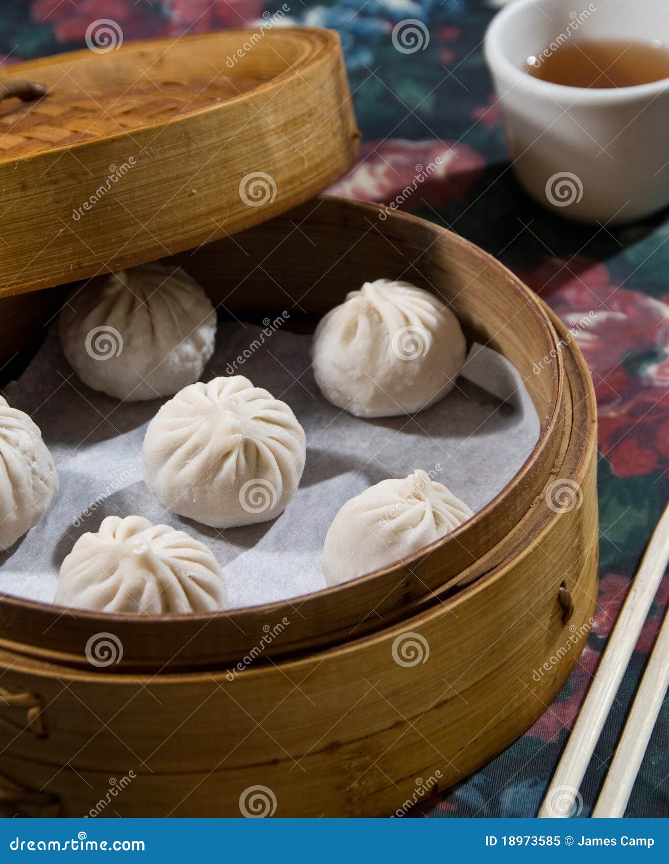 Steamed dumplings stock image. Image of beef, pork, wonton 18973585