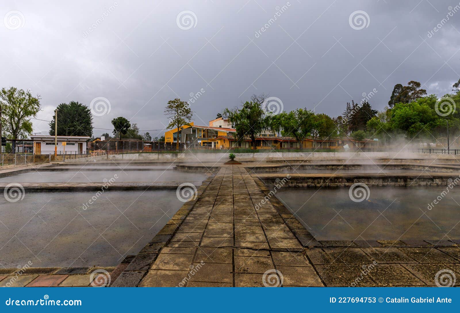 steaming thermal water of the baÃÂ±os del inca